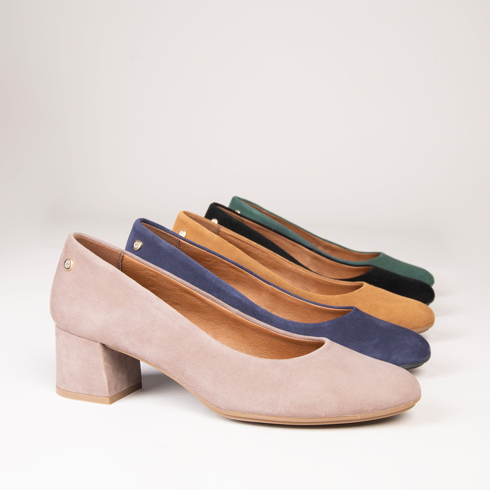 URBAN ROUND - TAUPE suede leather low heels