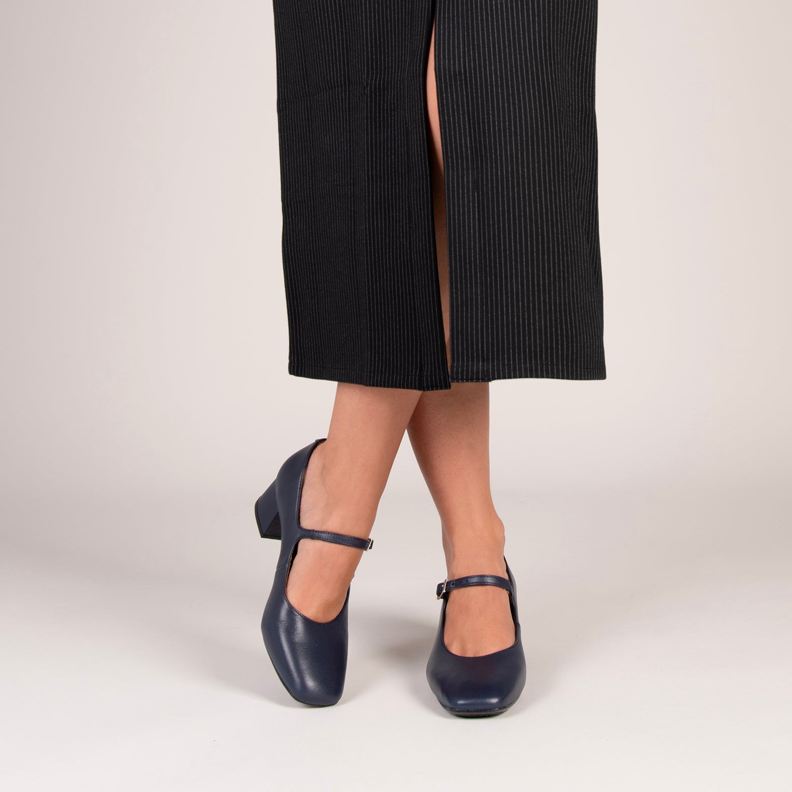 BELLA - Zapatos con pulsera y puntera cuadrada MARINO