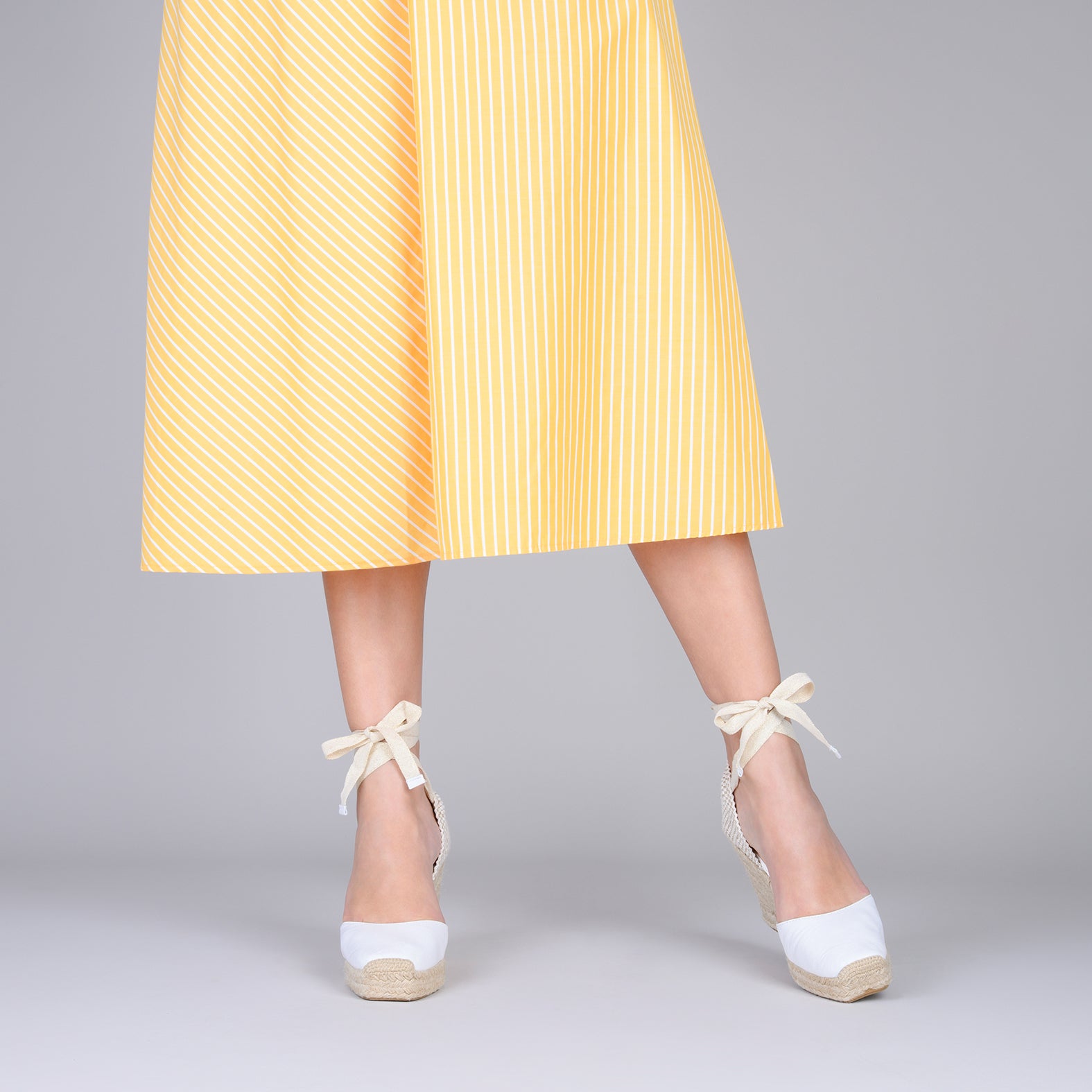 MOMBASA - WHITE ESPADRILLES WITH RIBBONS