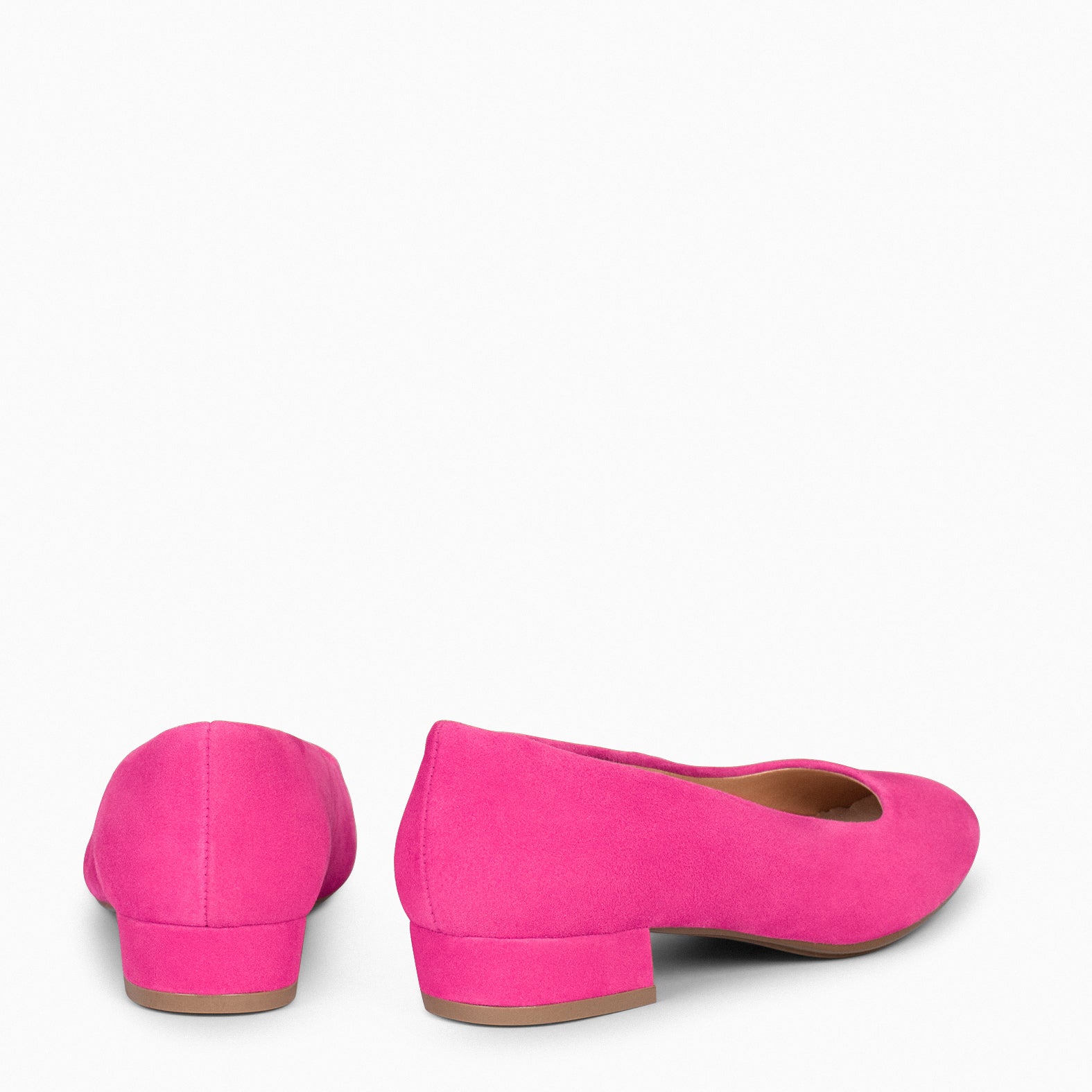 URBAN XS – PINK LOW-HEELED SUEDE SHOES