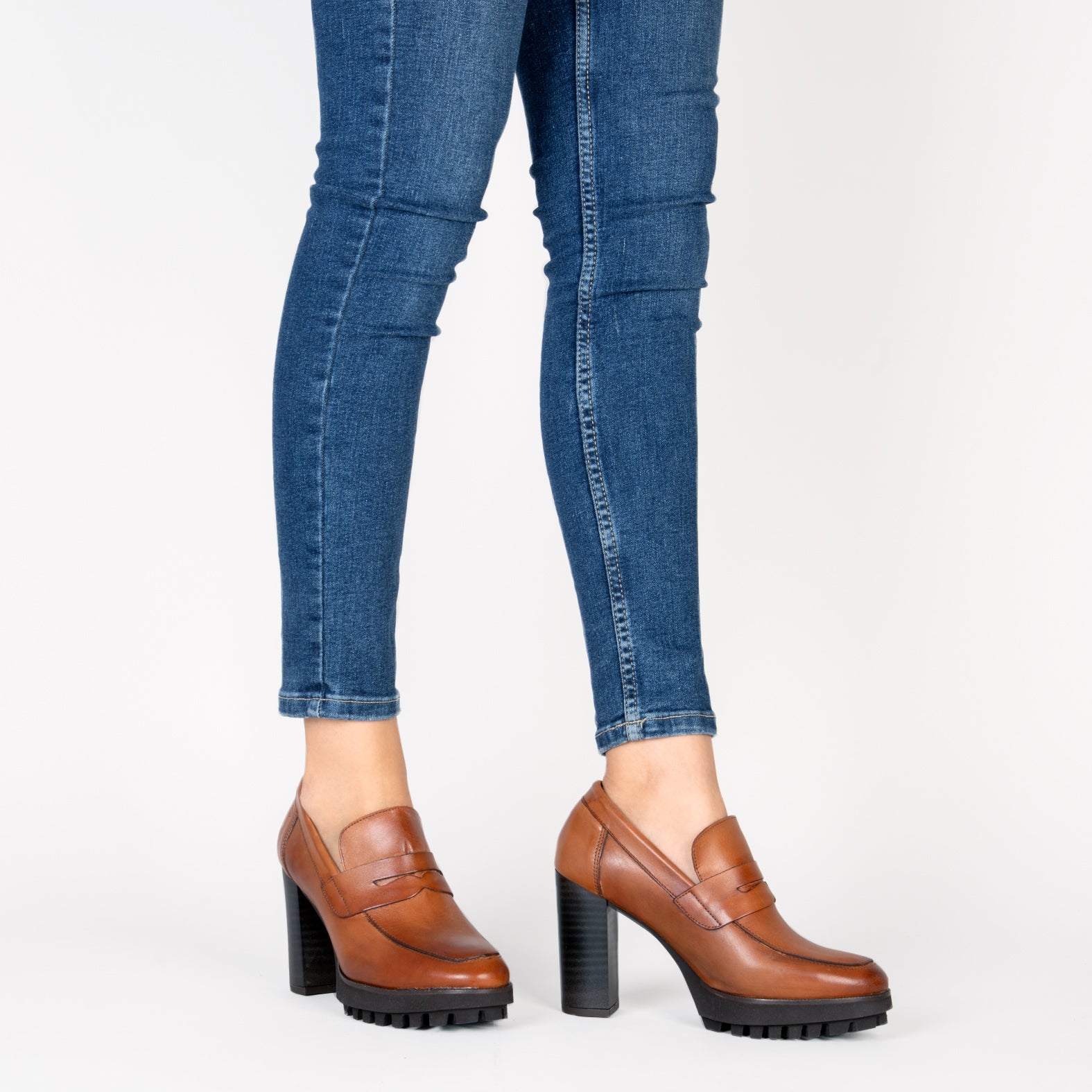 TREND - Mocasín con tacón y plataforma CAMEL