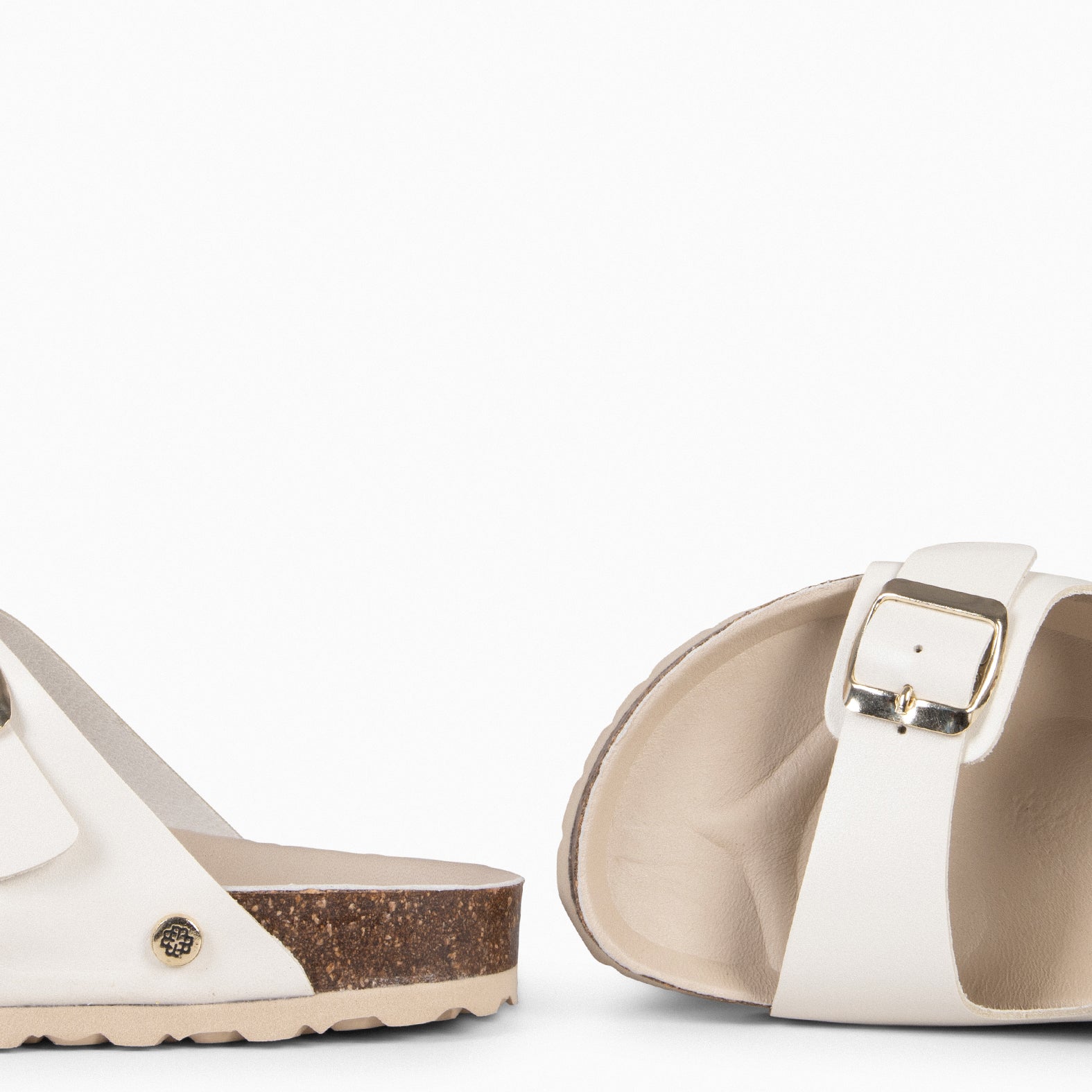 BALI - Sandalia de verano tipo chancla en napa HUESO