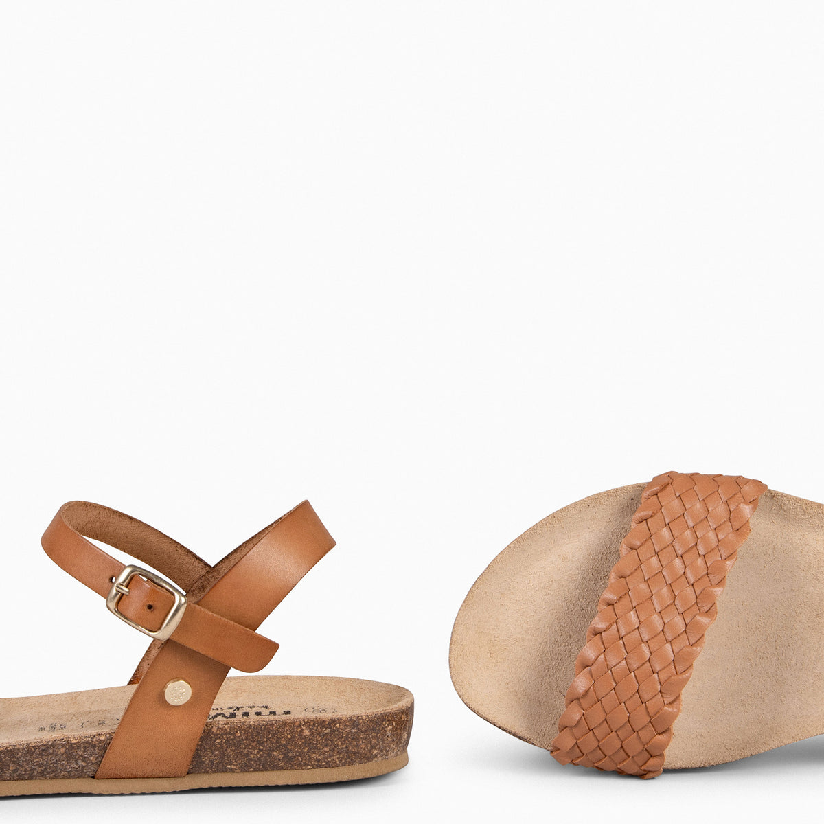 AIRE - Sandalias Planas BIO tira Trenzada CAMEL