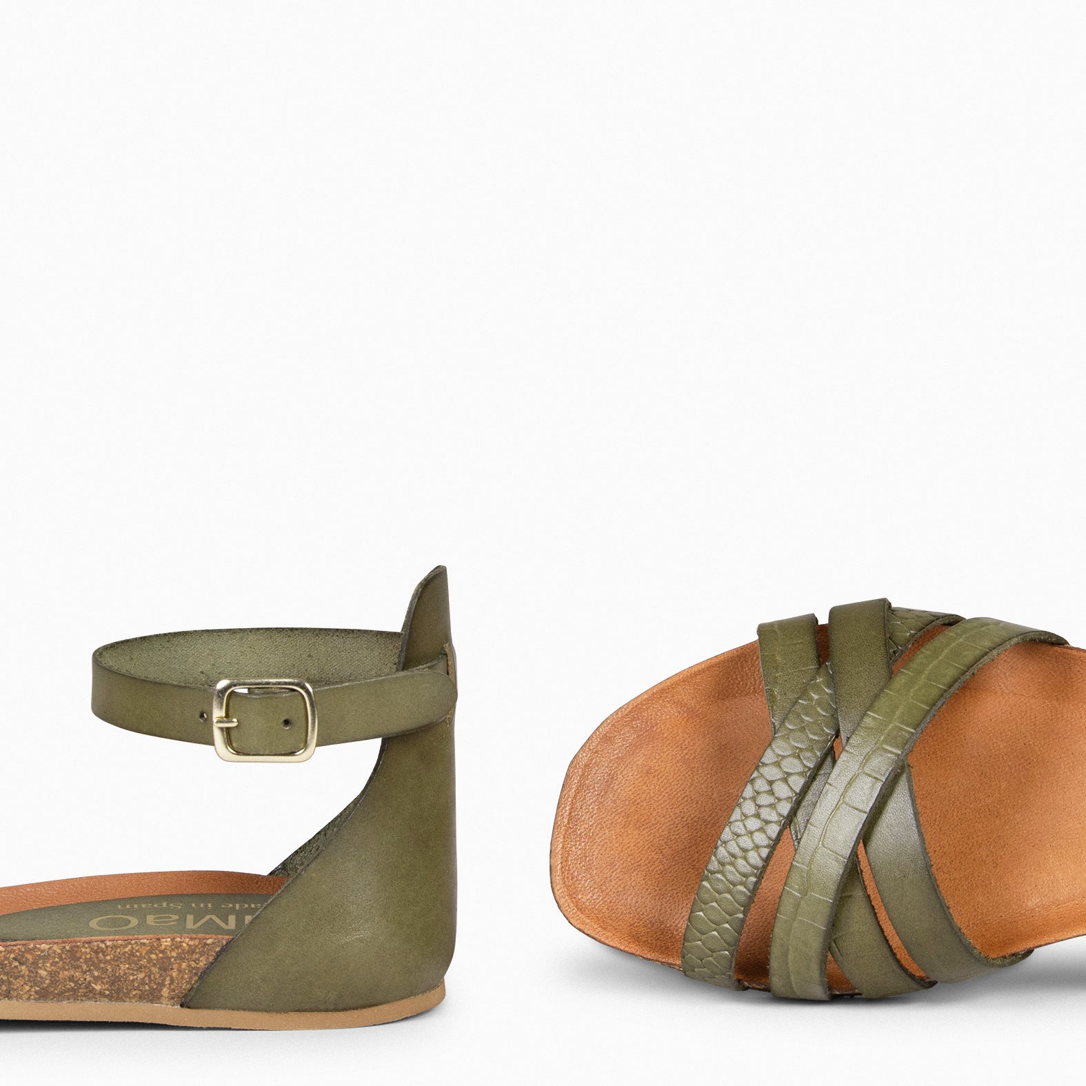 CRISSAL – KAQUI Flat Sandals