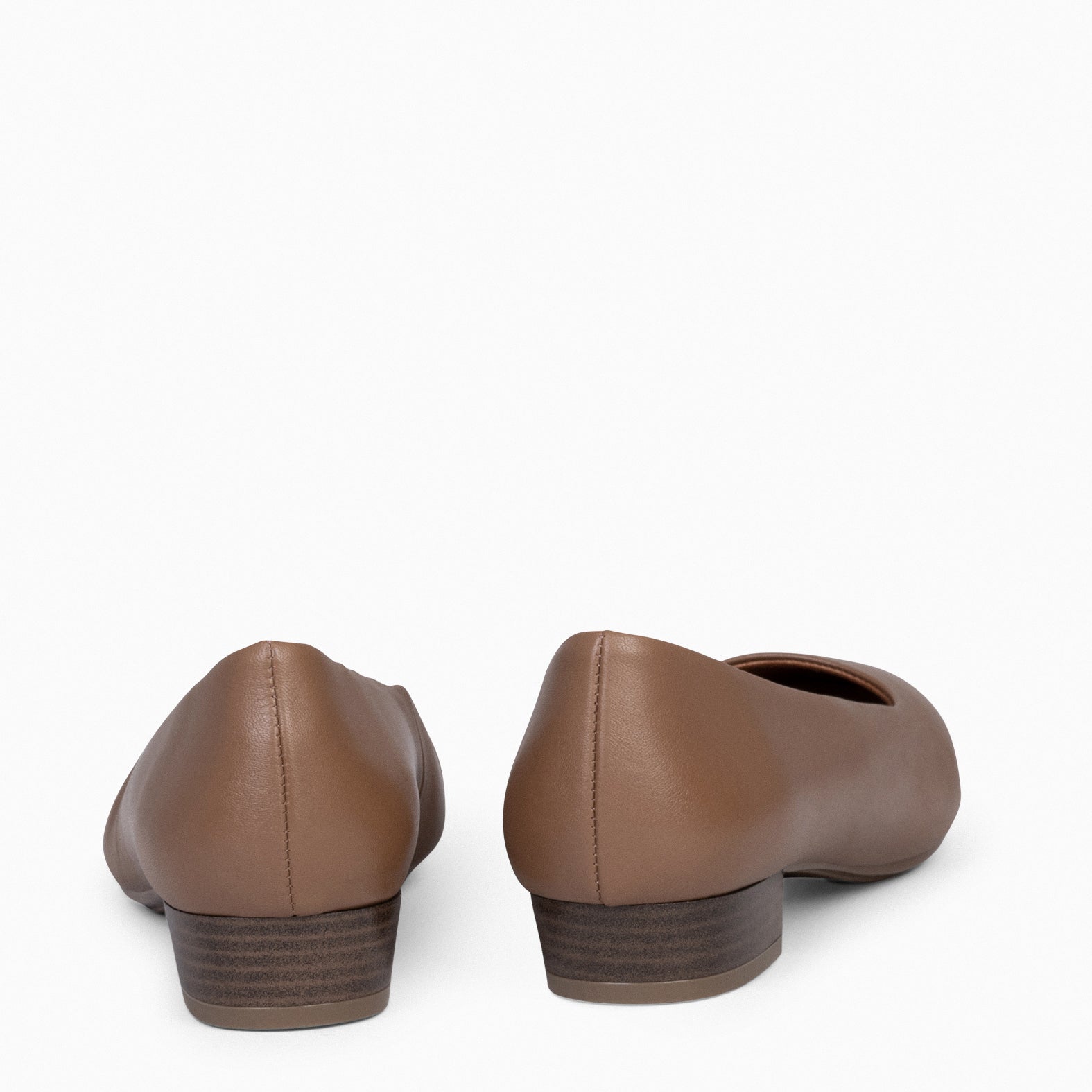 URBAN XS - Zapatos de tacón bajo de napa CAMEL - miMaO ®