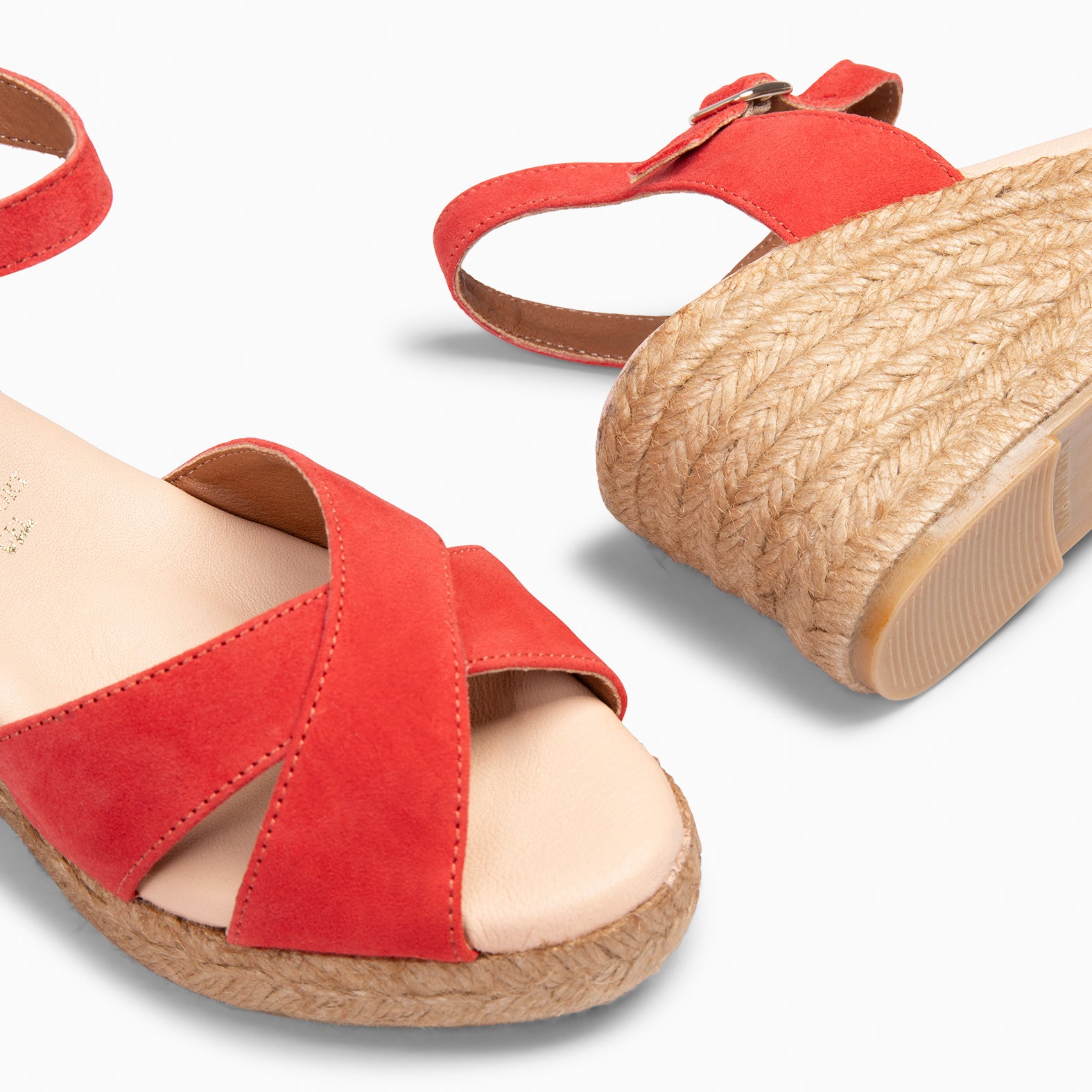 CALPE – Cuñas de Esparto artesanal con tiras y hebilla CORAL