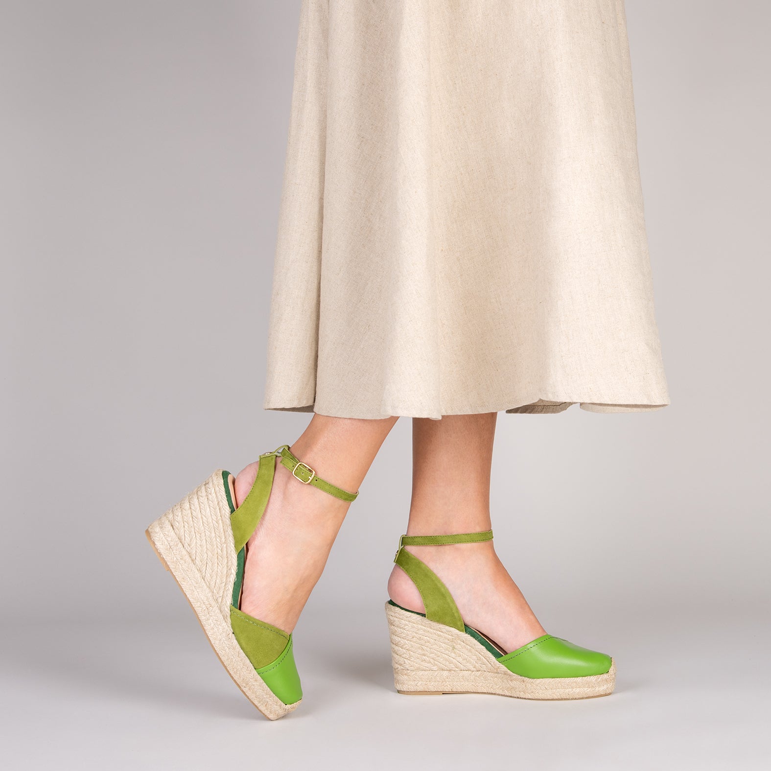VALDEMOSSAS - Cuñas de esparto de piel VERDE