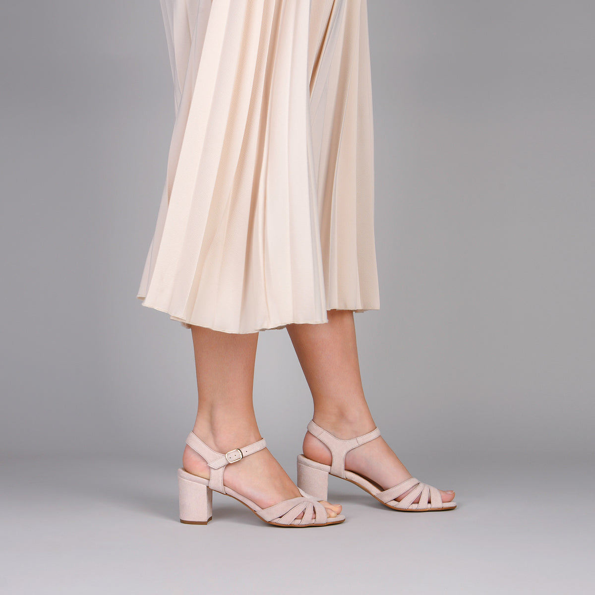 MUSA – Sandalias de Tacón ancho NUDE