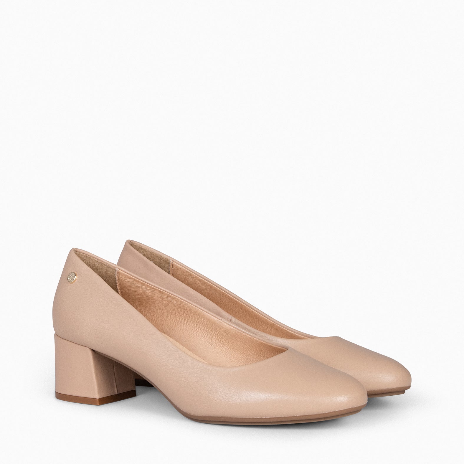 URBAN REDONDO SALÓN – Zapatos de tacón bajo de napa NUDE - miMaO ®