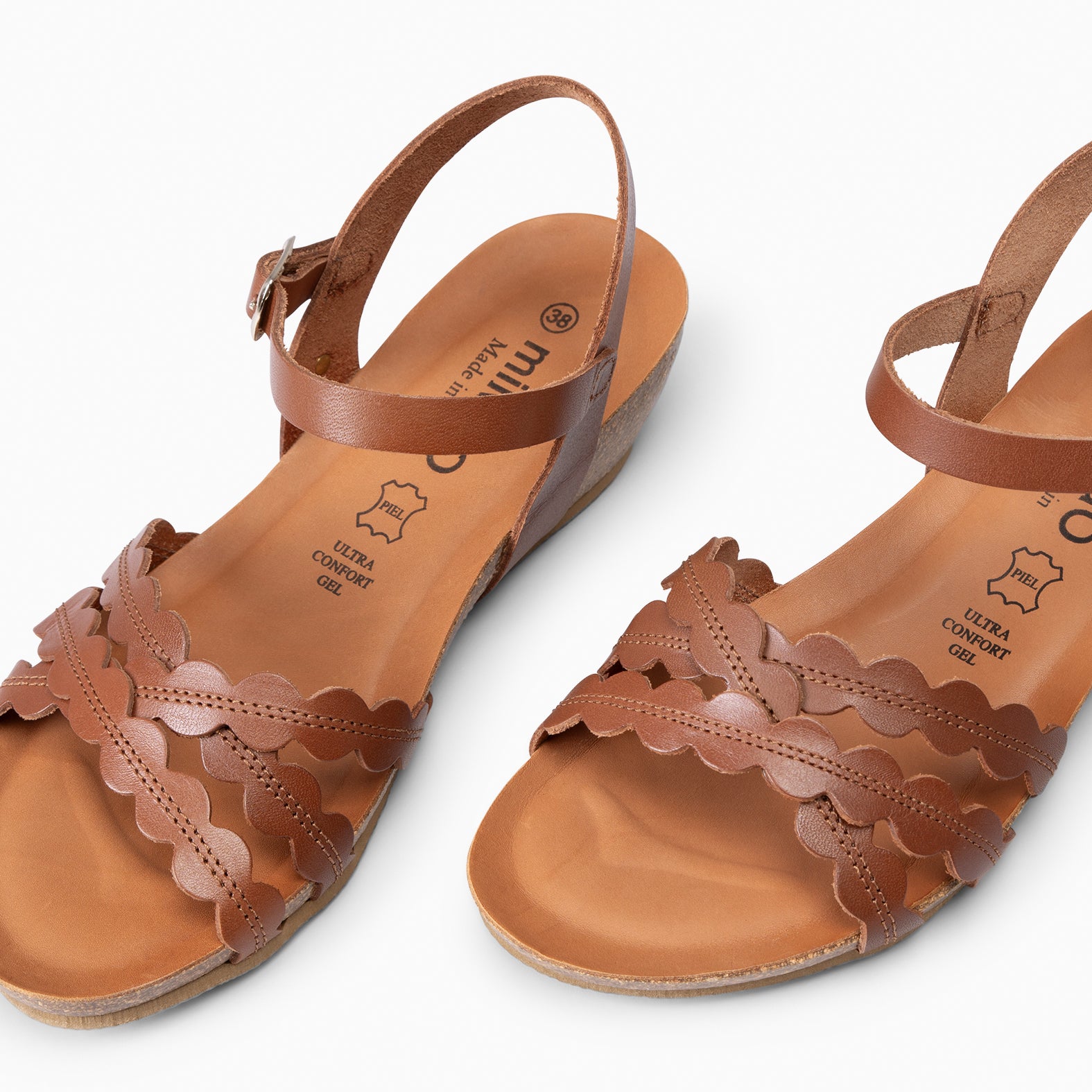 MALTA – Sandales à talon compensé en liège NOISETTE