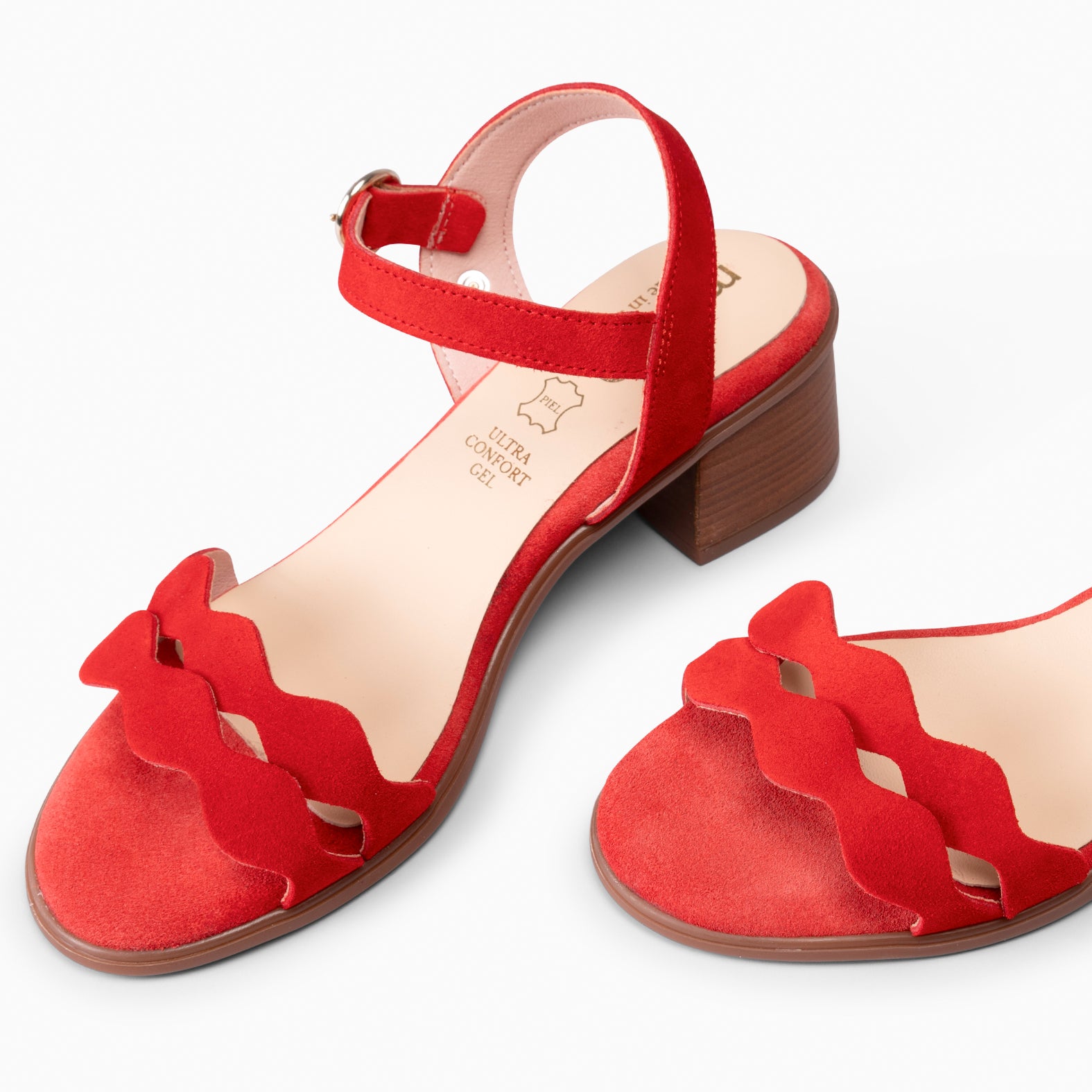 LETY - RED LOW-HEELED SANDAL
