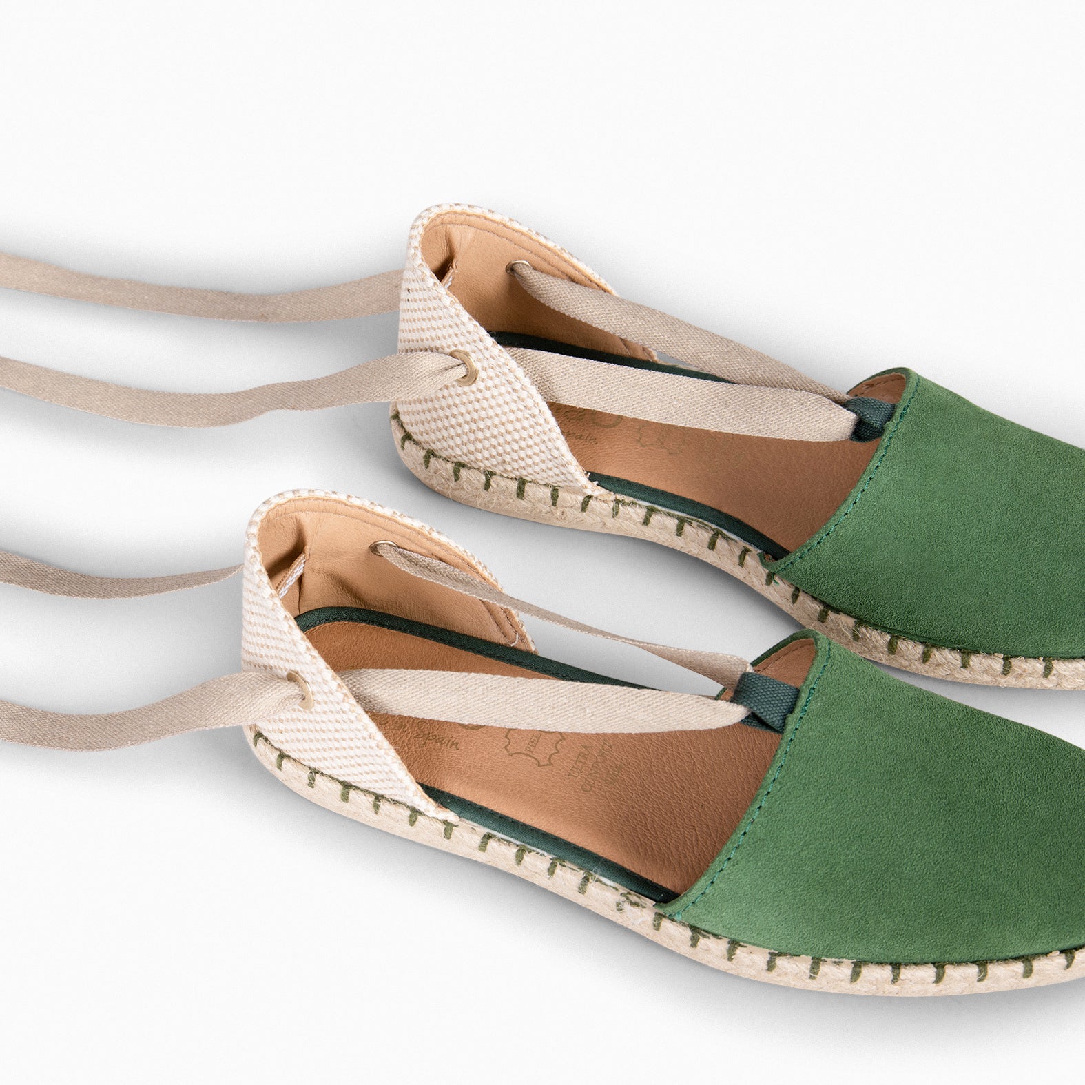 ALGARVE – Alpargatas abiertas y planas de mujer VERDE