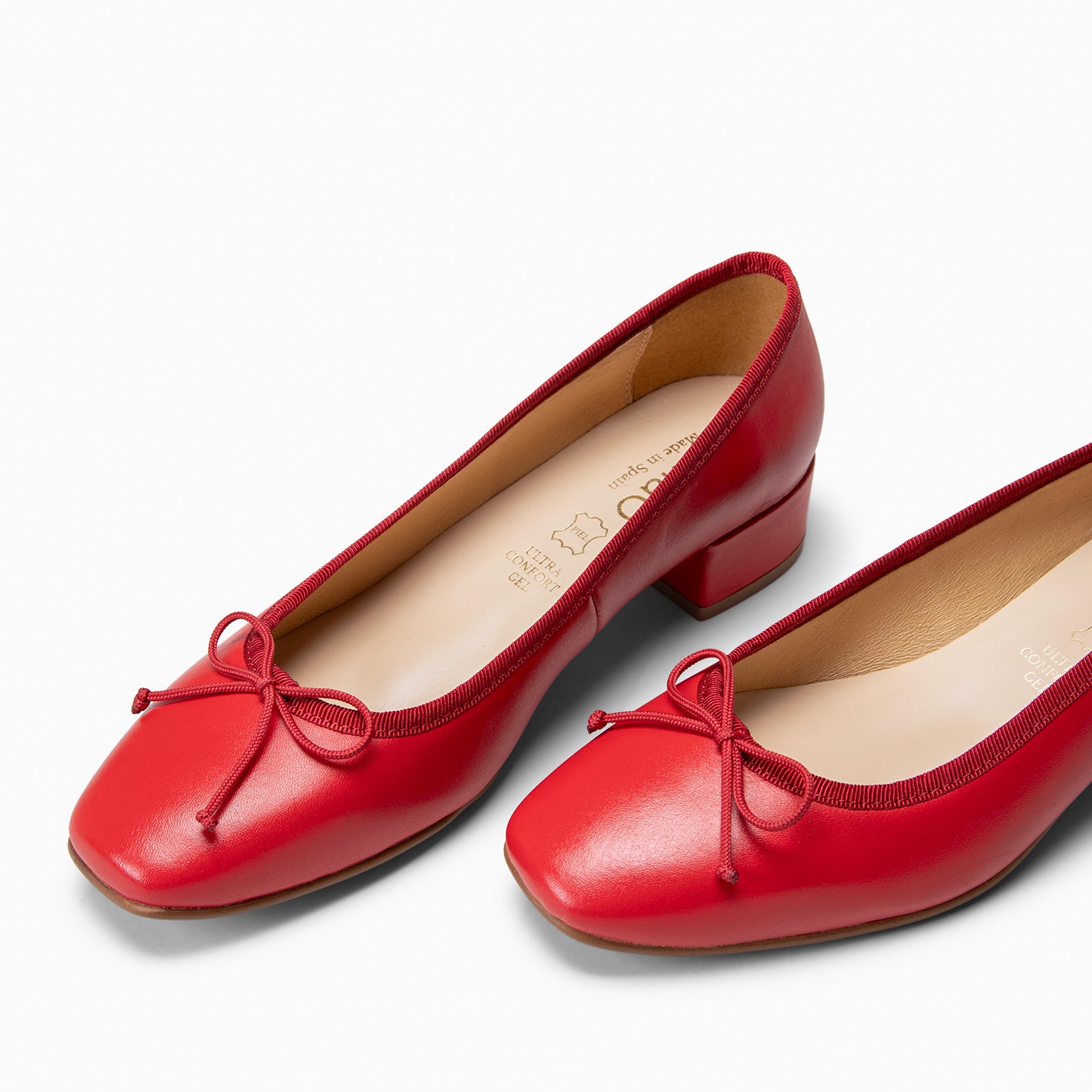 OPERA - RED BALLERINA WITH HEEL