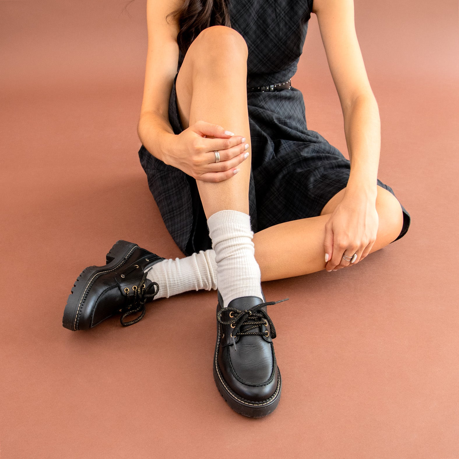 ADAMS - BLACK Leather boat shoes with track sole