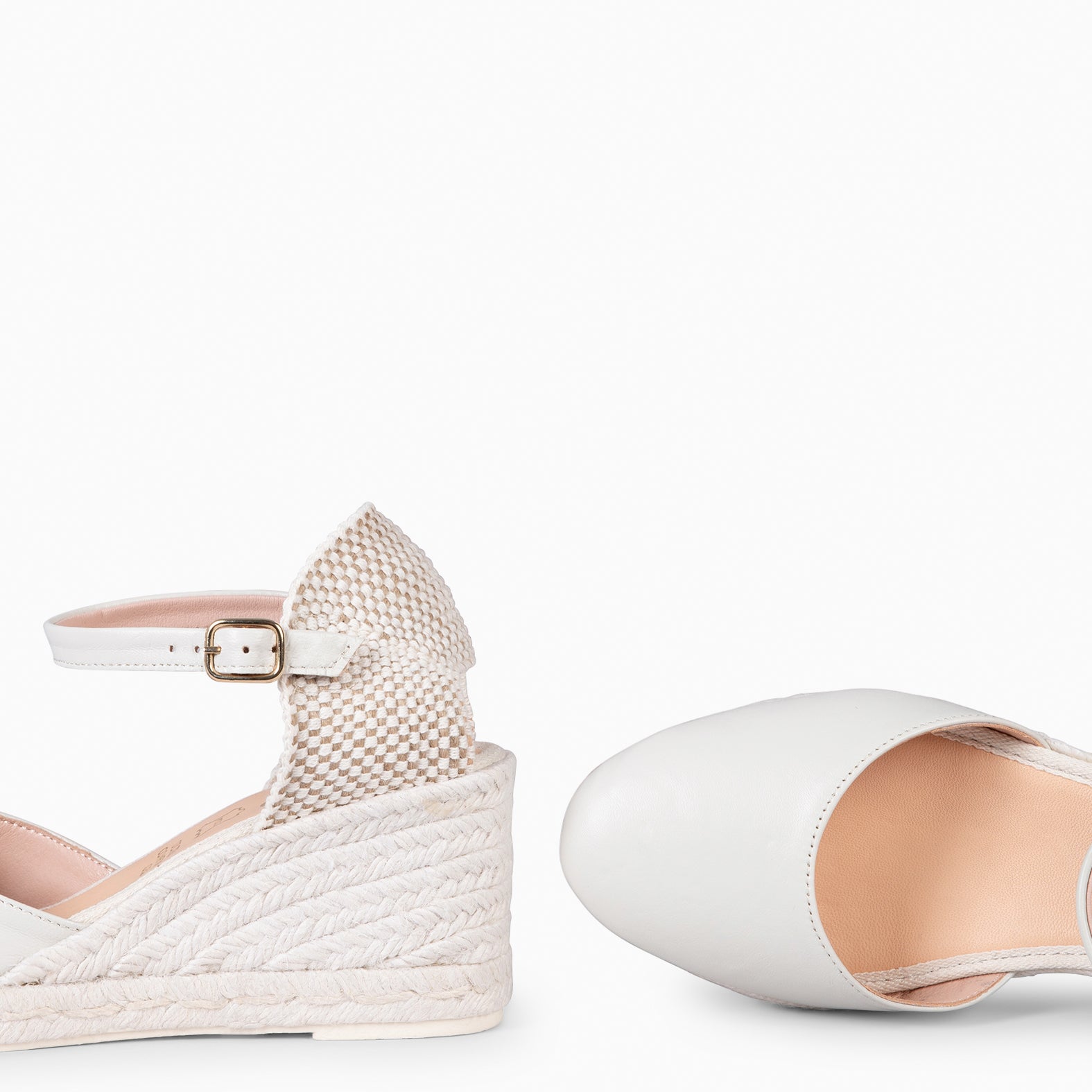 BAHIA – CUÑA BAJA DE ESPARTO HUESO