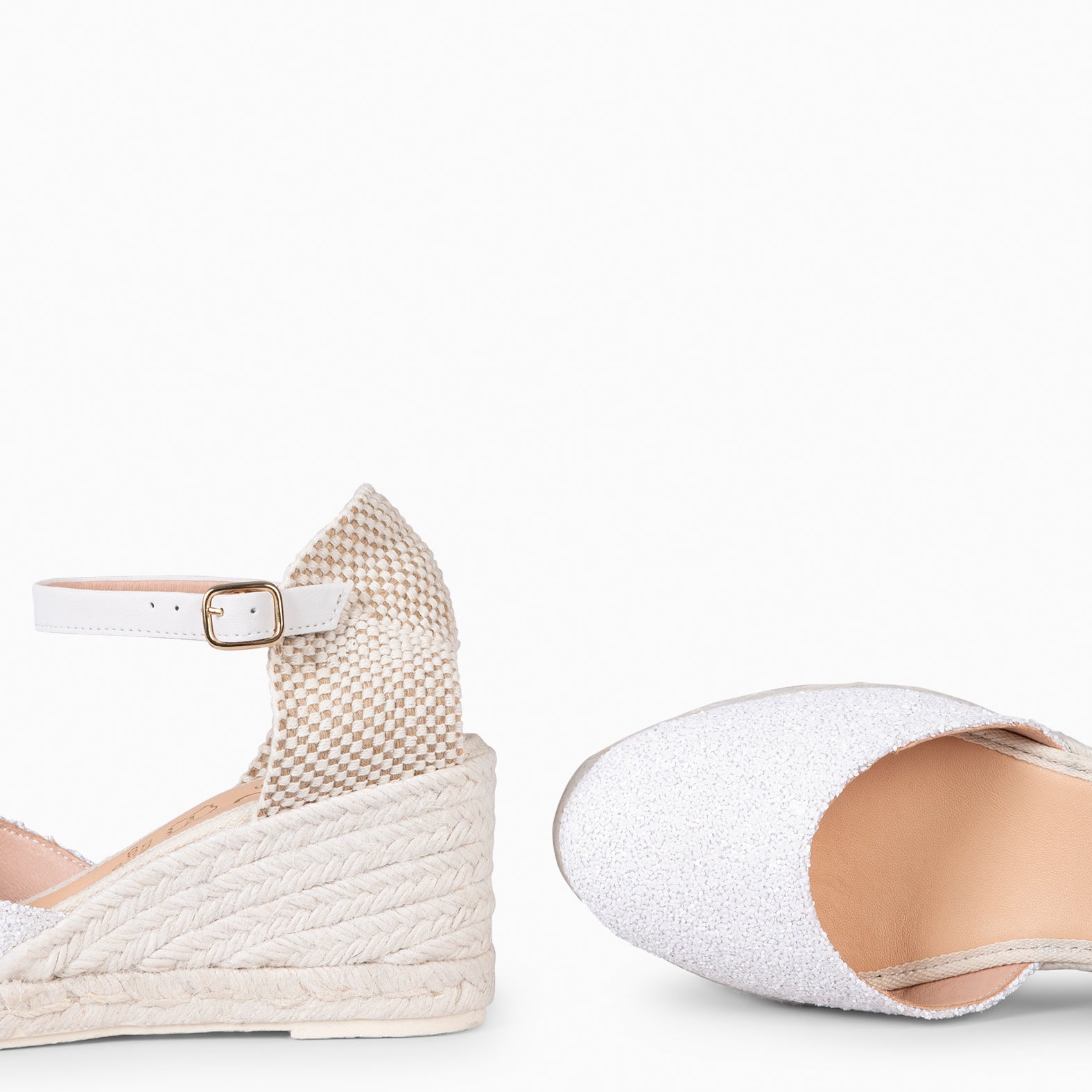 BAHIA – CUÑA BAJA DE ESPARTO GLITTER PERLA