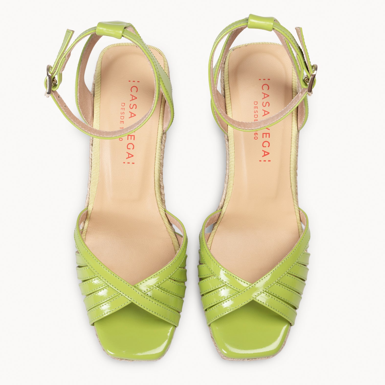 ISABEL - SANDALIAS PISTACHO DE TIRAS CRUZADAS CON CUÑA