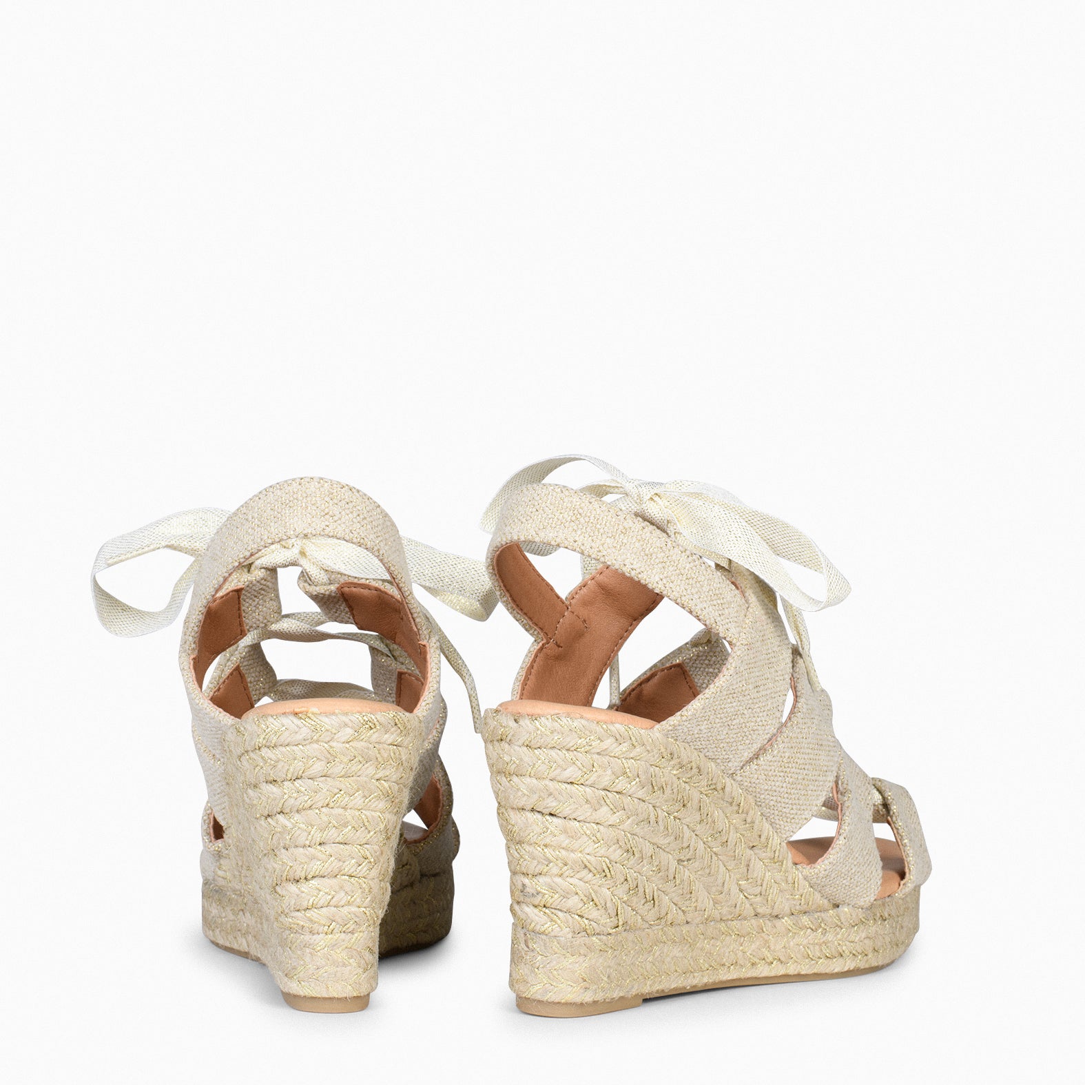 ROMANA – Cuñas altas de hilo de lurex ORO