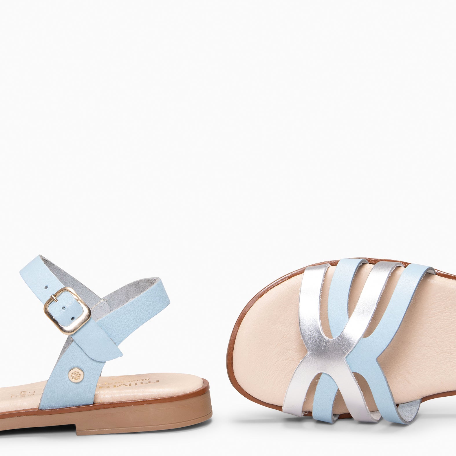 BELISA - Sandalia plana de piel de vaquetilla en AZUL PLATA