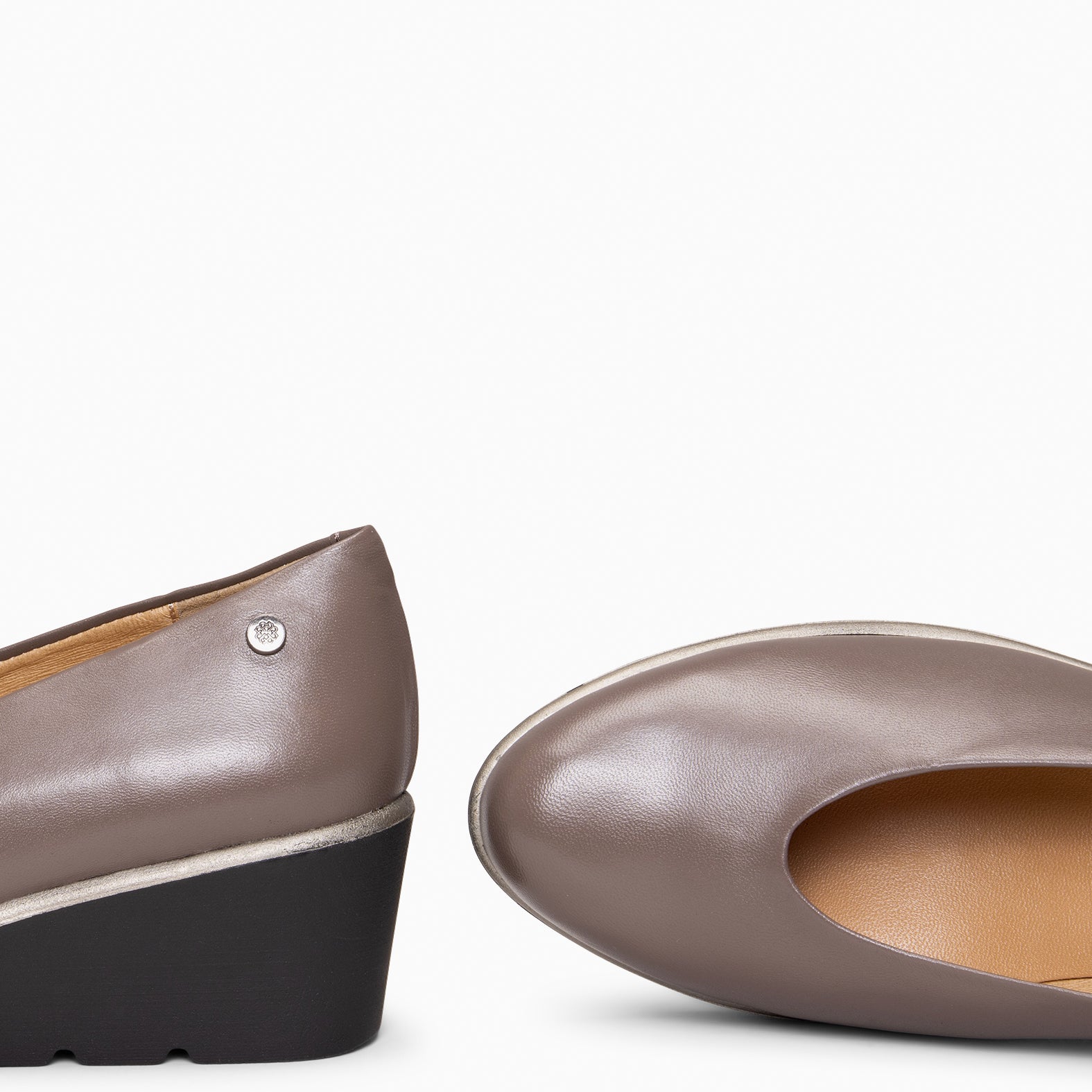 IRIS - TAUPE wedge ballerina leather