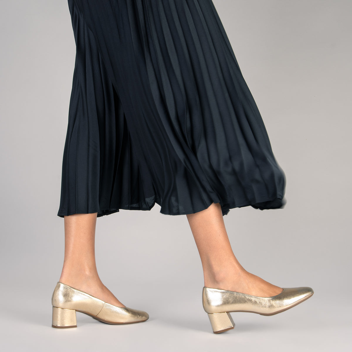 URBAN REDONDO SPLASH - Zapatos de tacón bajo ORO