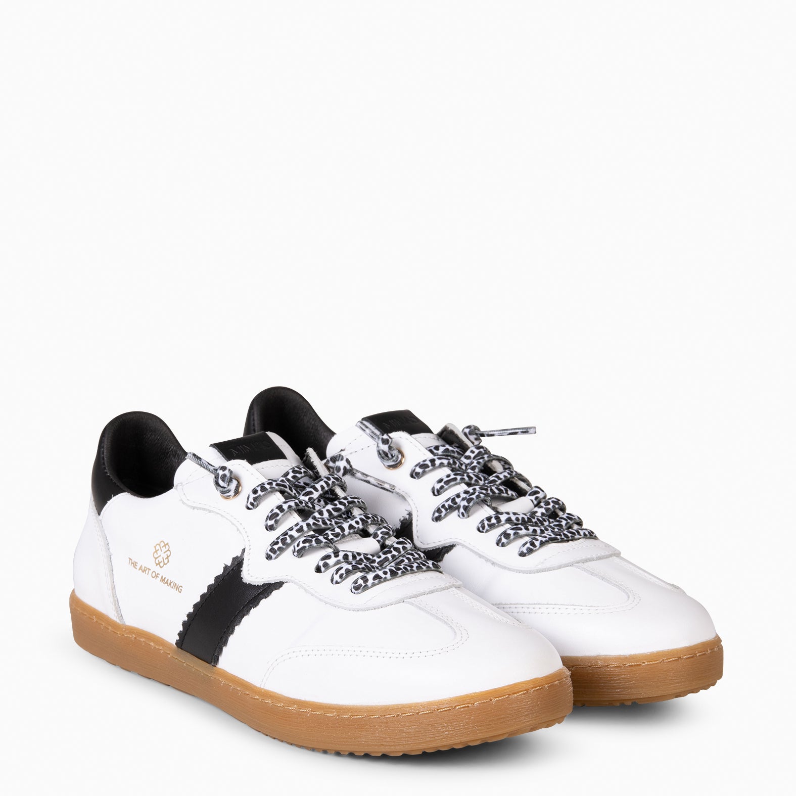 STÜDIO 01 - DEPORTIVOS LEOPARDO BLANCO