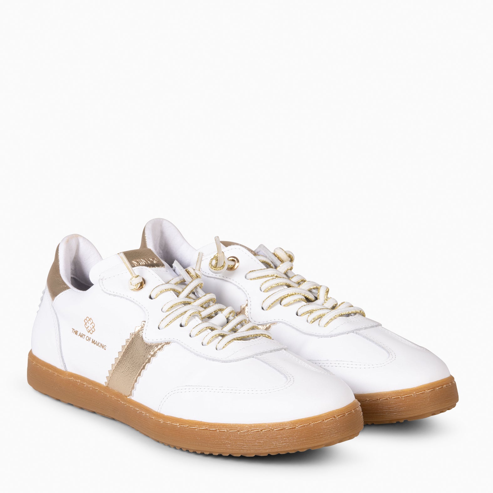 STÜDIO 01 - DEPORTIVOS ORO BLANCO - miMaO ®