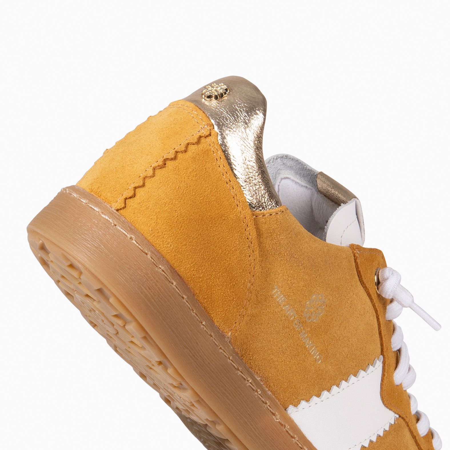 STÜDIO 01 - Deportivos MOSTAZA - miMaO ®