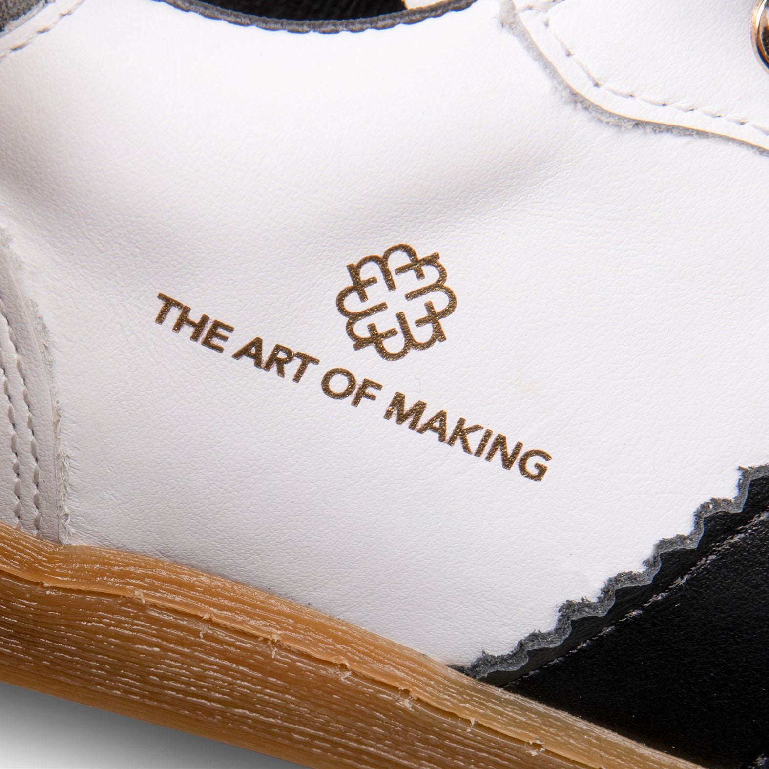 STÜDIO 01 - Deportivos LEOPARDO - miMaO ®