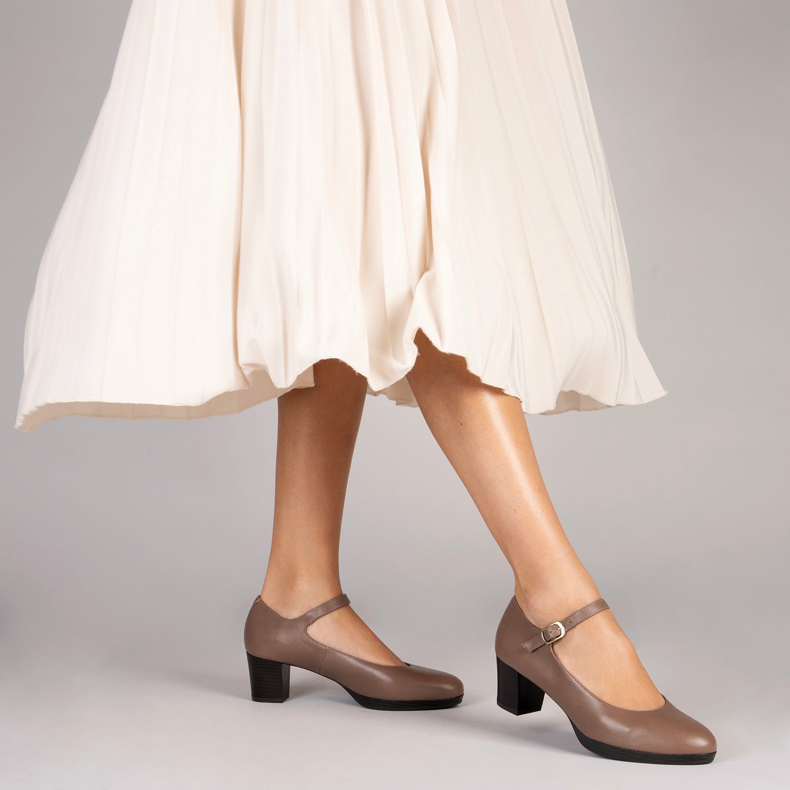 FLIGHT BUCKLE – TAUPE women's shoes with platform and low heel