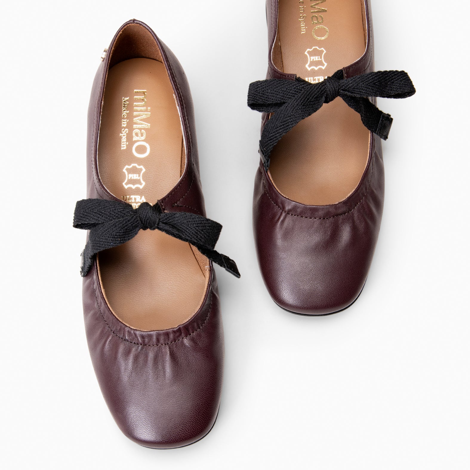 CORA – Merceditas con lazo BURDEOS