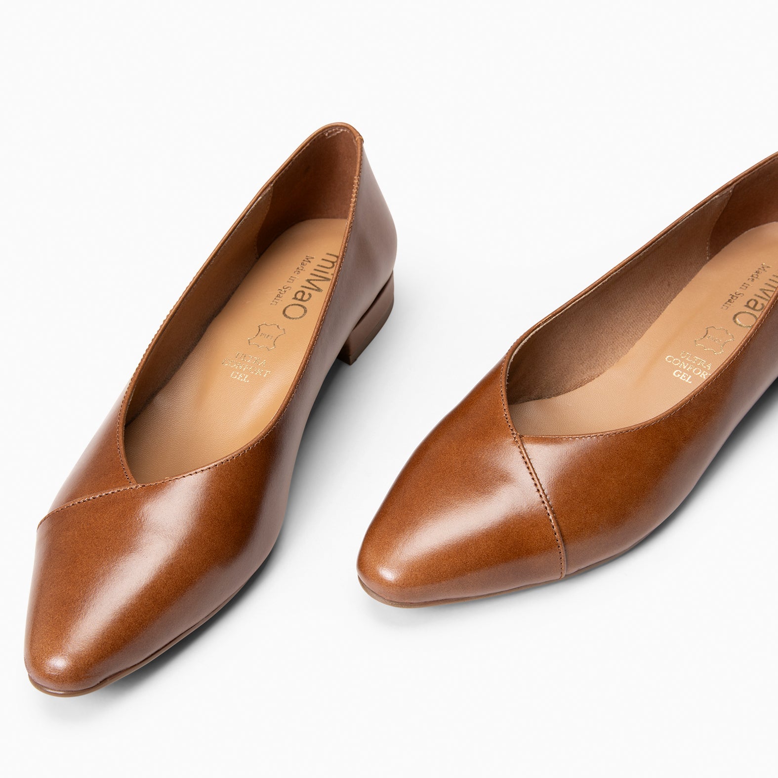 MARIE - Chaussures plates à bout pointu en cuir CAMEL