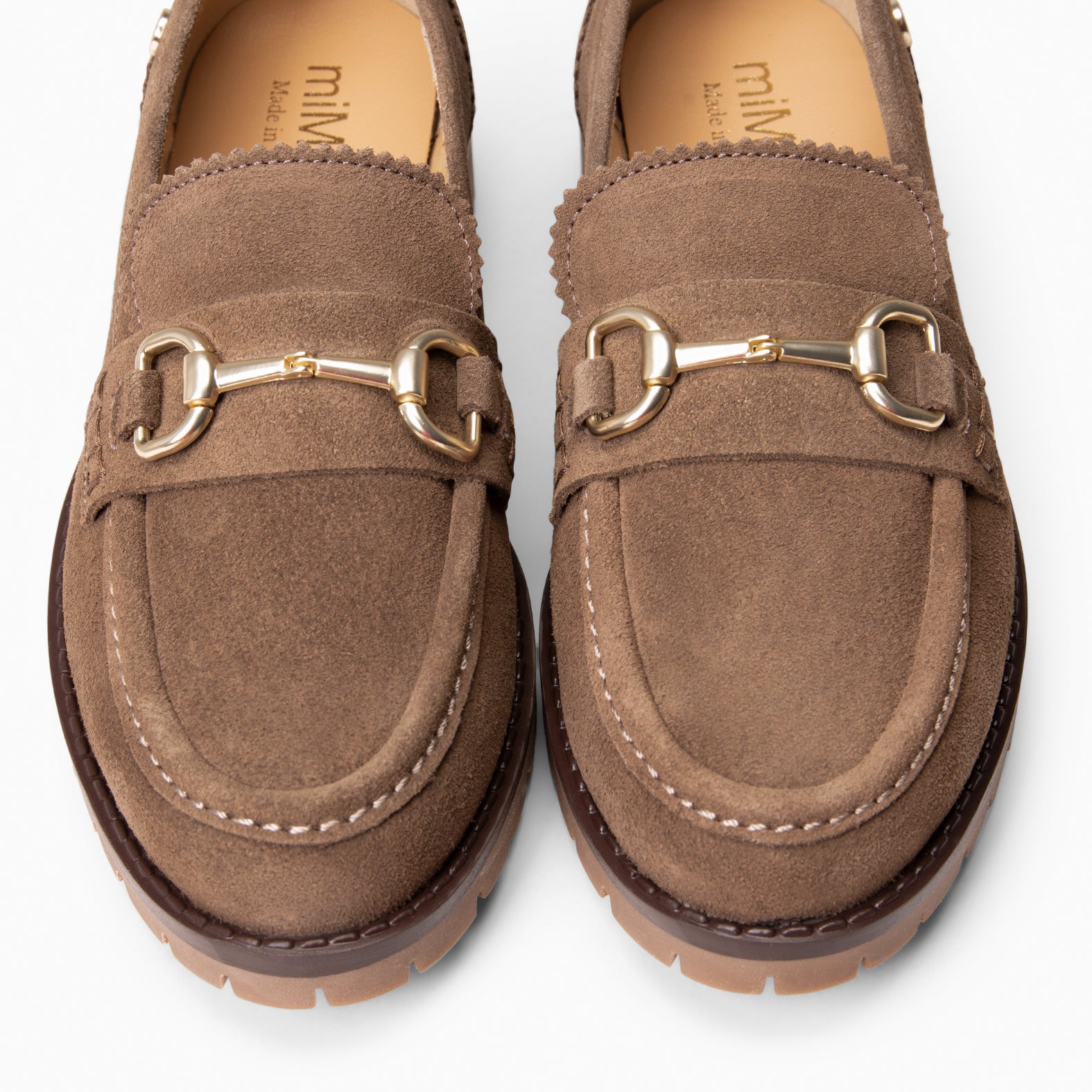 TREVILLA - Mocasín con aplique metálico TAUPE