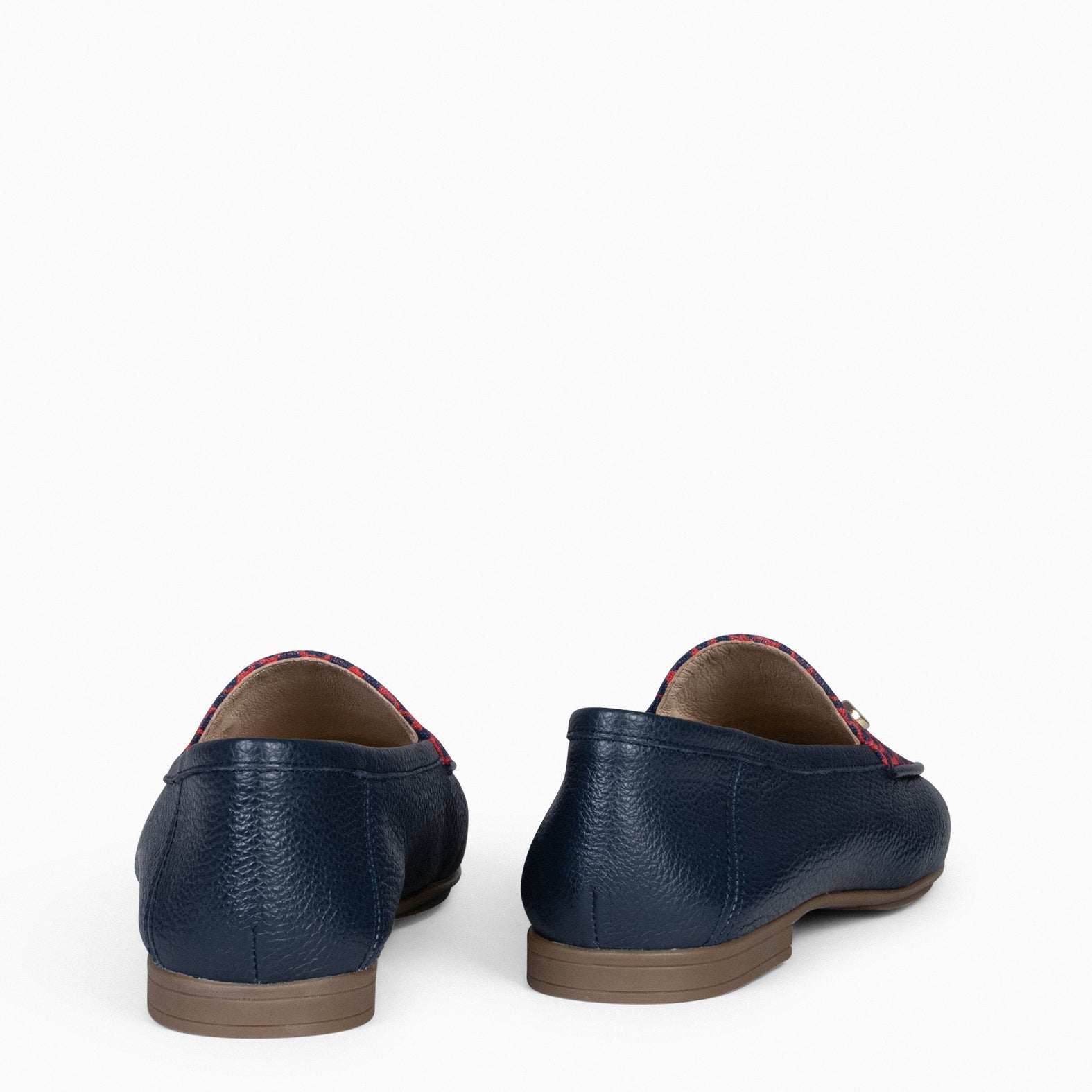STYLE SAUVAGE – NAVY Low heeled moccasins
