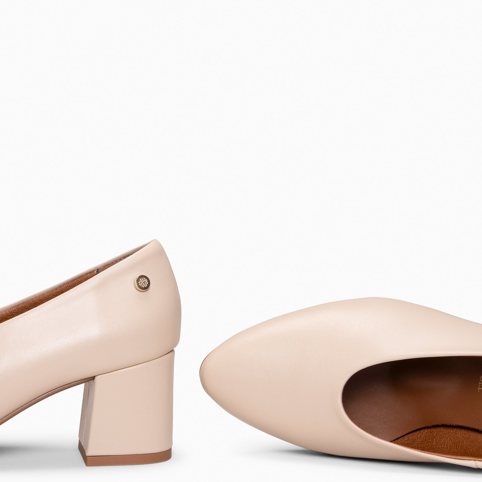 URBAN STYLE NAPA - BEIGE Wide heeled shoes