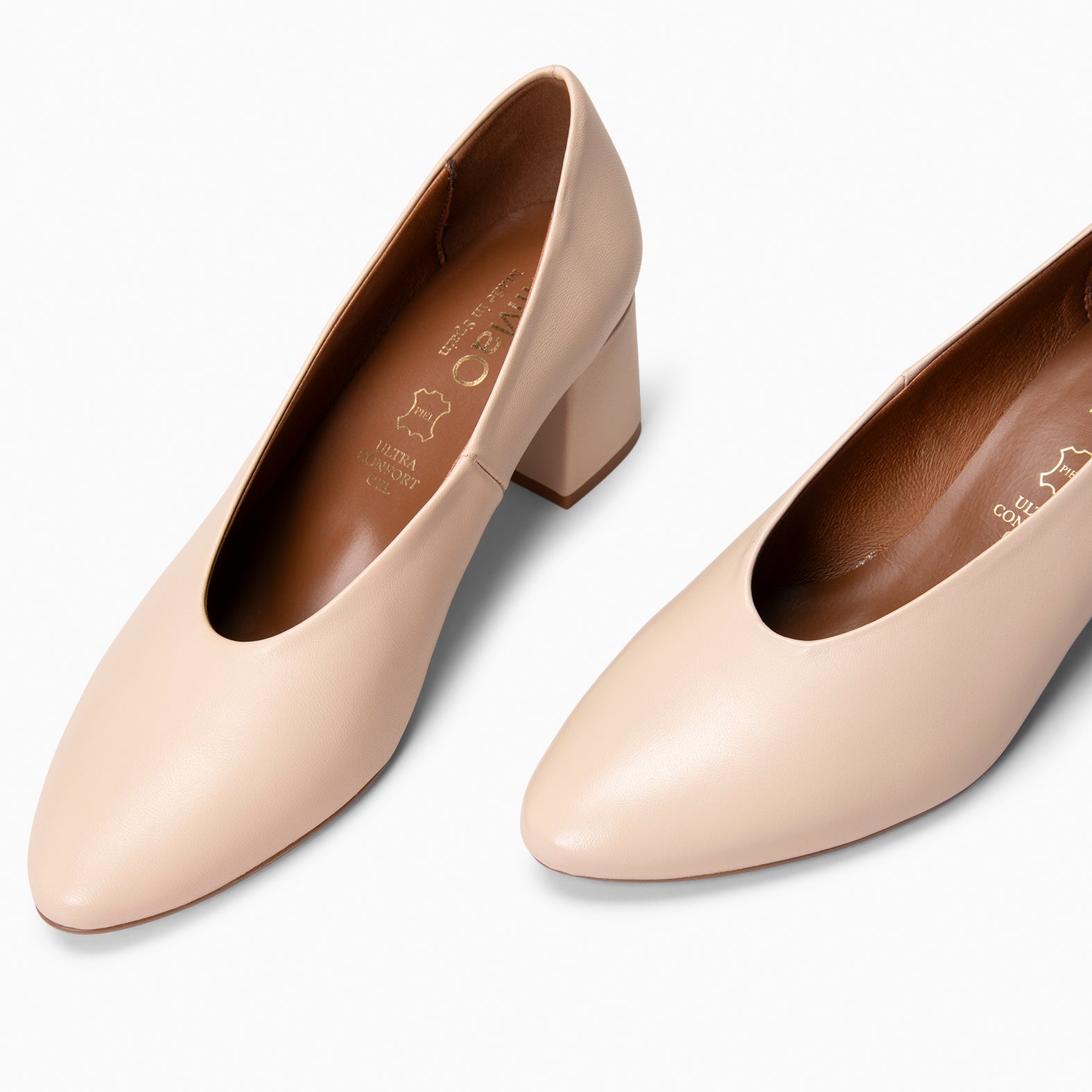 URBAN STYLE NAPA - BEIGE Wide heeled shoes