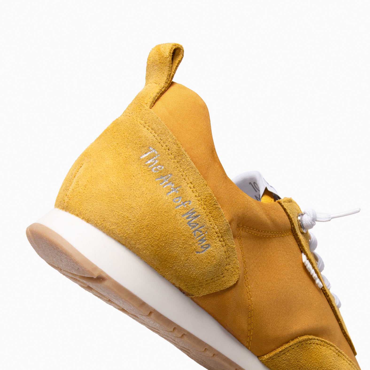 MOTION O5 - Sapatilhas para mulher MOSTARDA