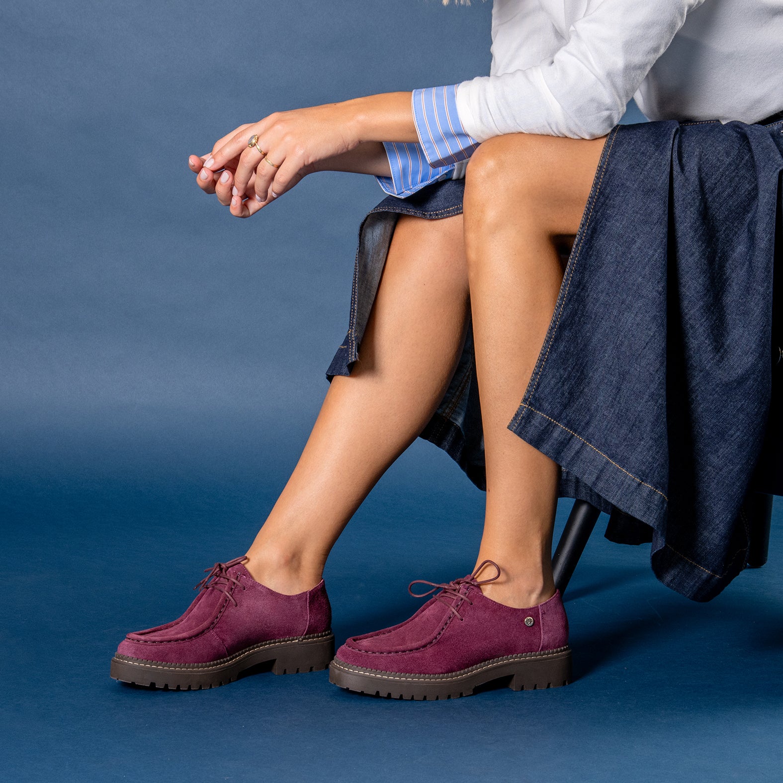 YALE – Mocasin con suela track con cordones MARRON