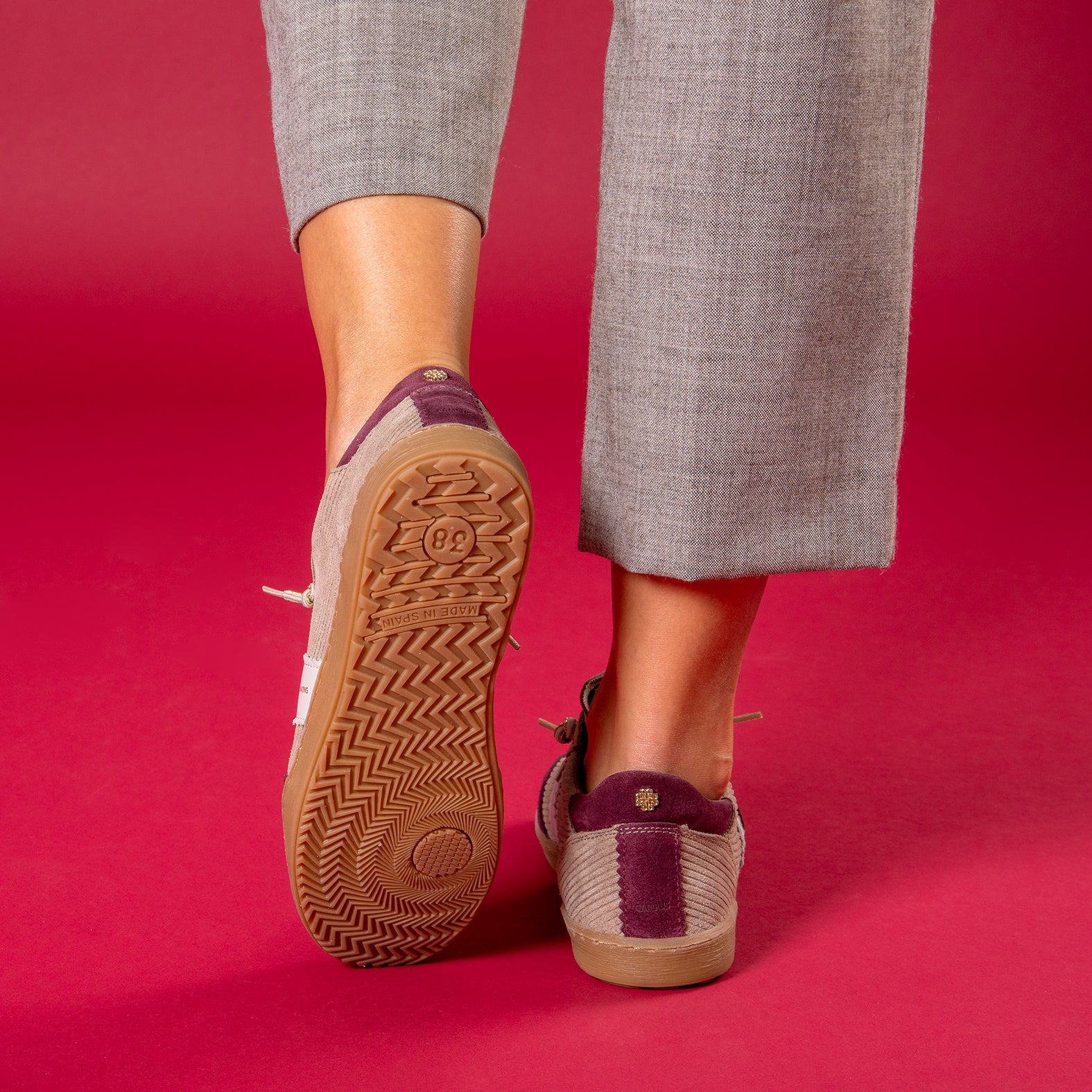 STÜDIO 01 - TAUPE Suede sneakers