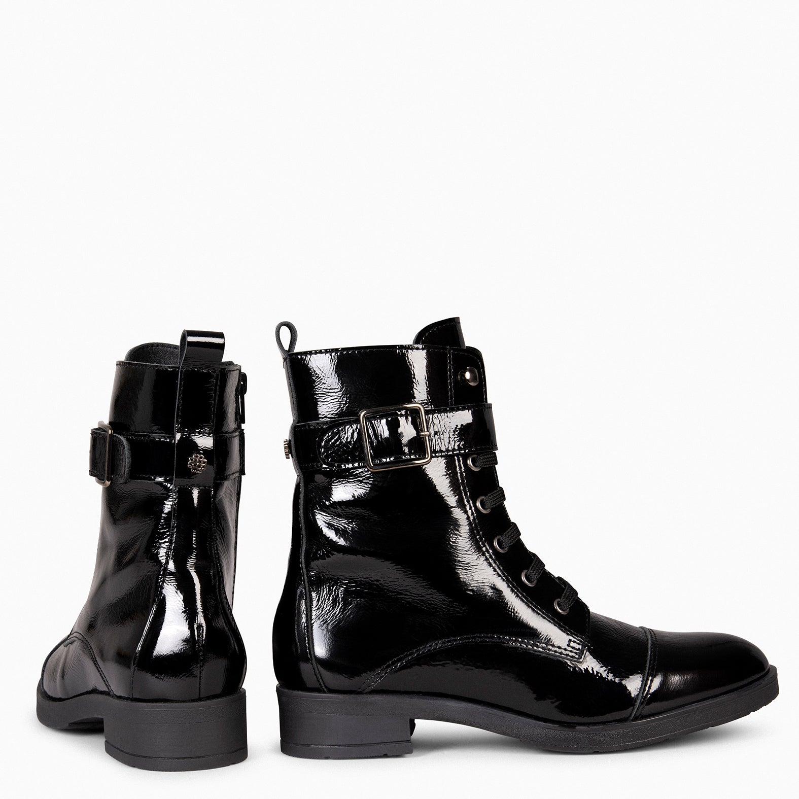 BELFAST – Botines con cordones de piel de charol NEGRO