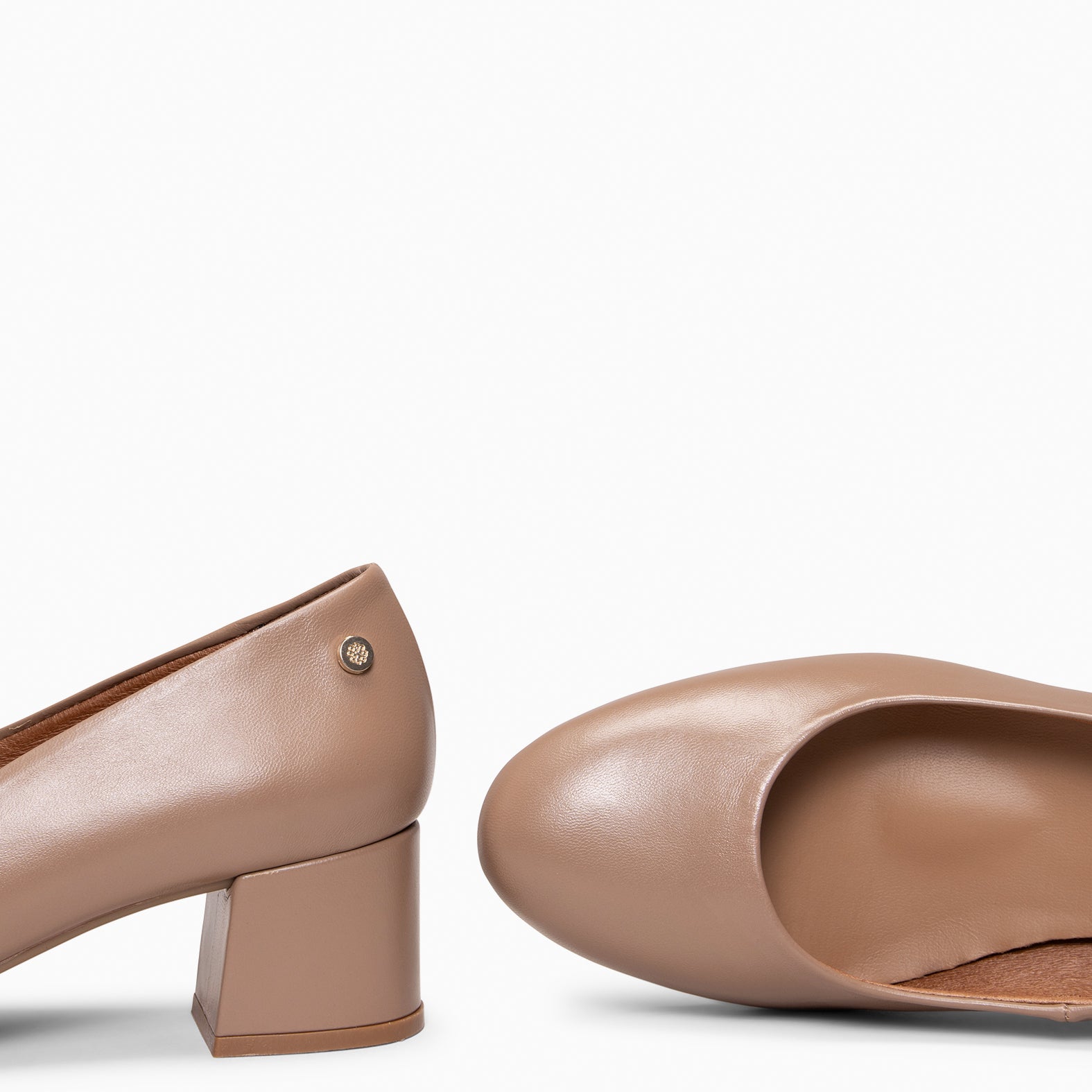 URBAN ROUND - BEIGE nappa leather low heels