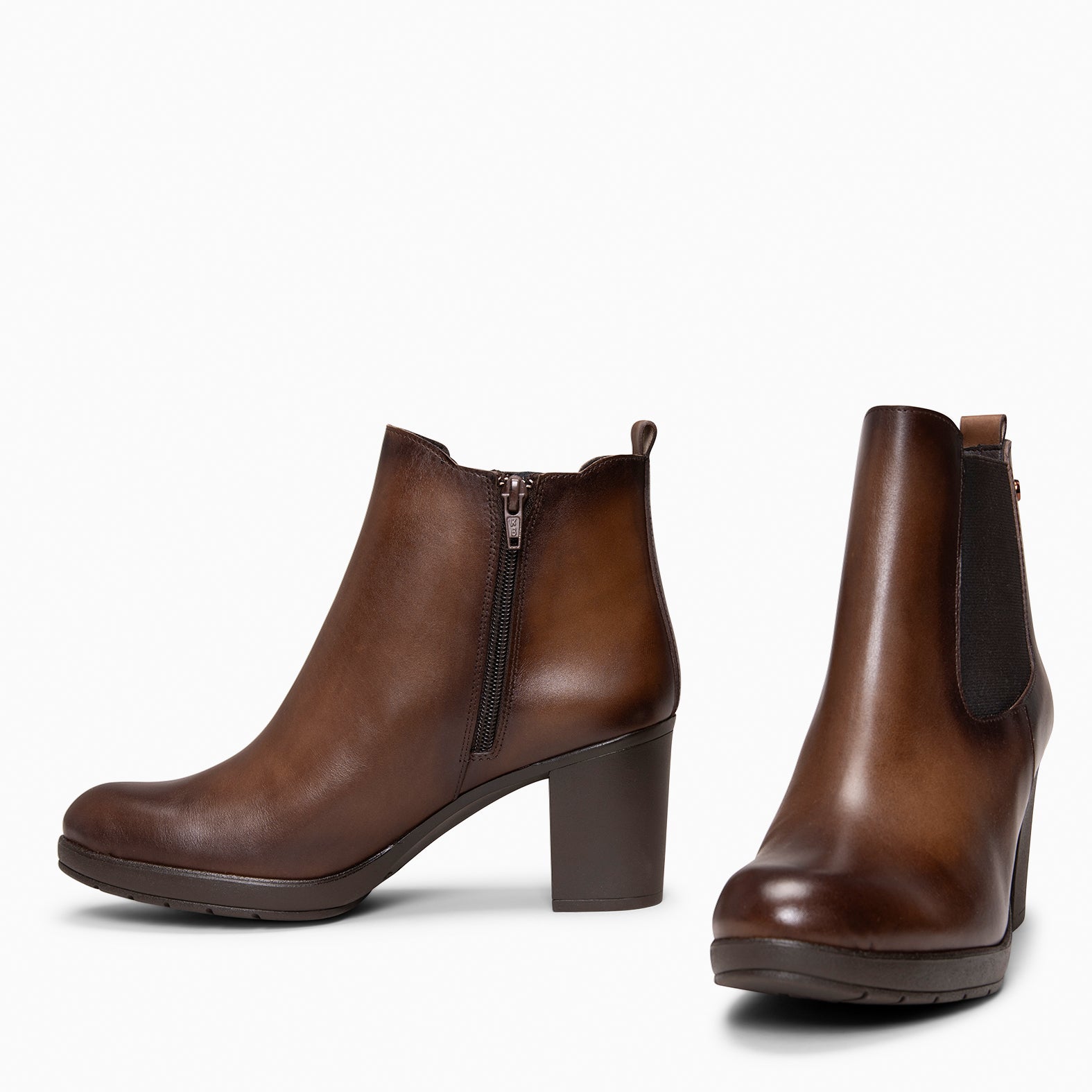 SABRINA – Botin de tacón alto con elástico lateral CAMEL