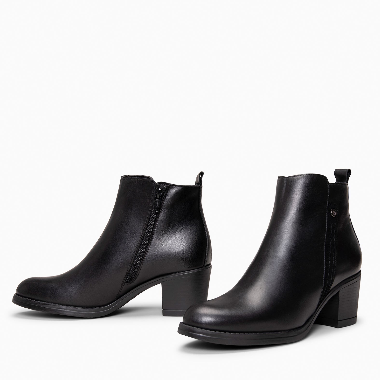 MONTSE – Botín de tacón ancho de piel NEGRO