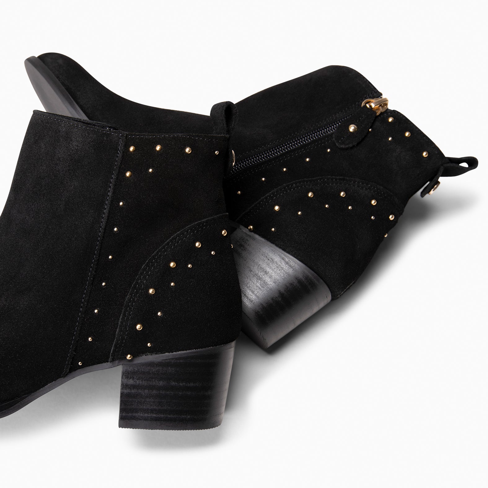 DUSTY - botins em pele rachada com tachas PRETO