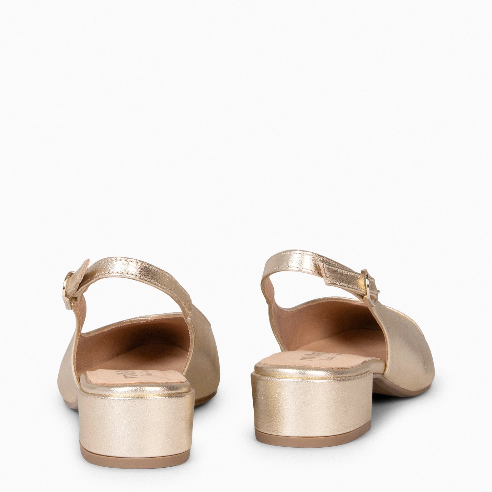 MARTINA - Zapatos Destalonados con puntera cruzada PLATINO