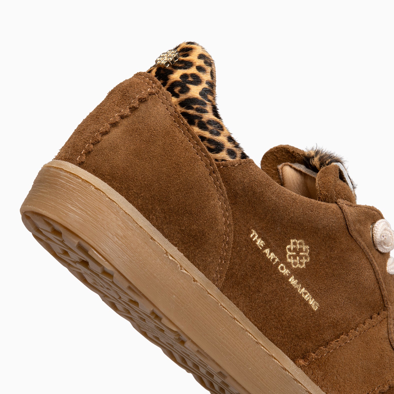STÜDIO 01 - DEPORTIVOS MARRON LEOPARDO