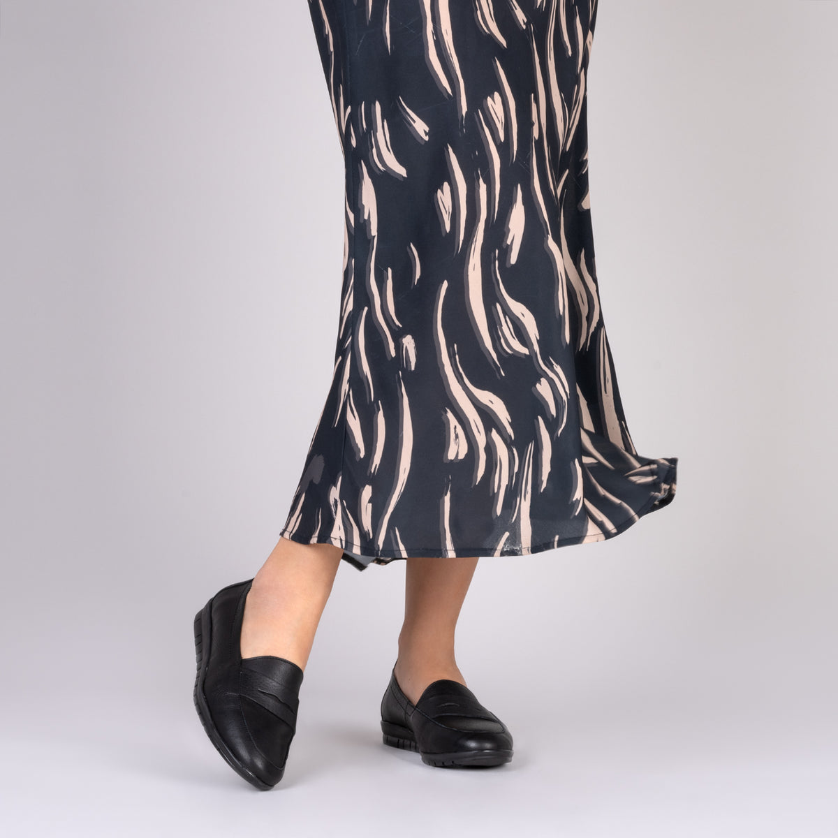 360 – BLACK moccasins with mask