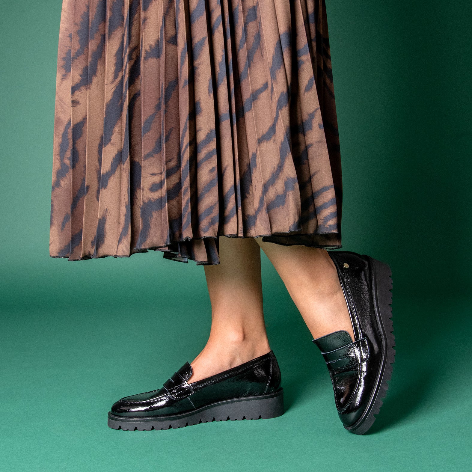 DAFNE - Mocasín con cuña NEGRO