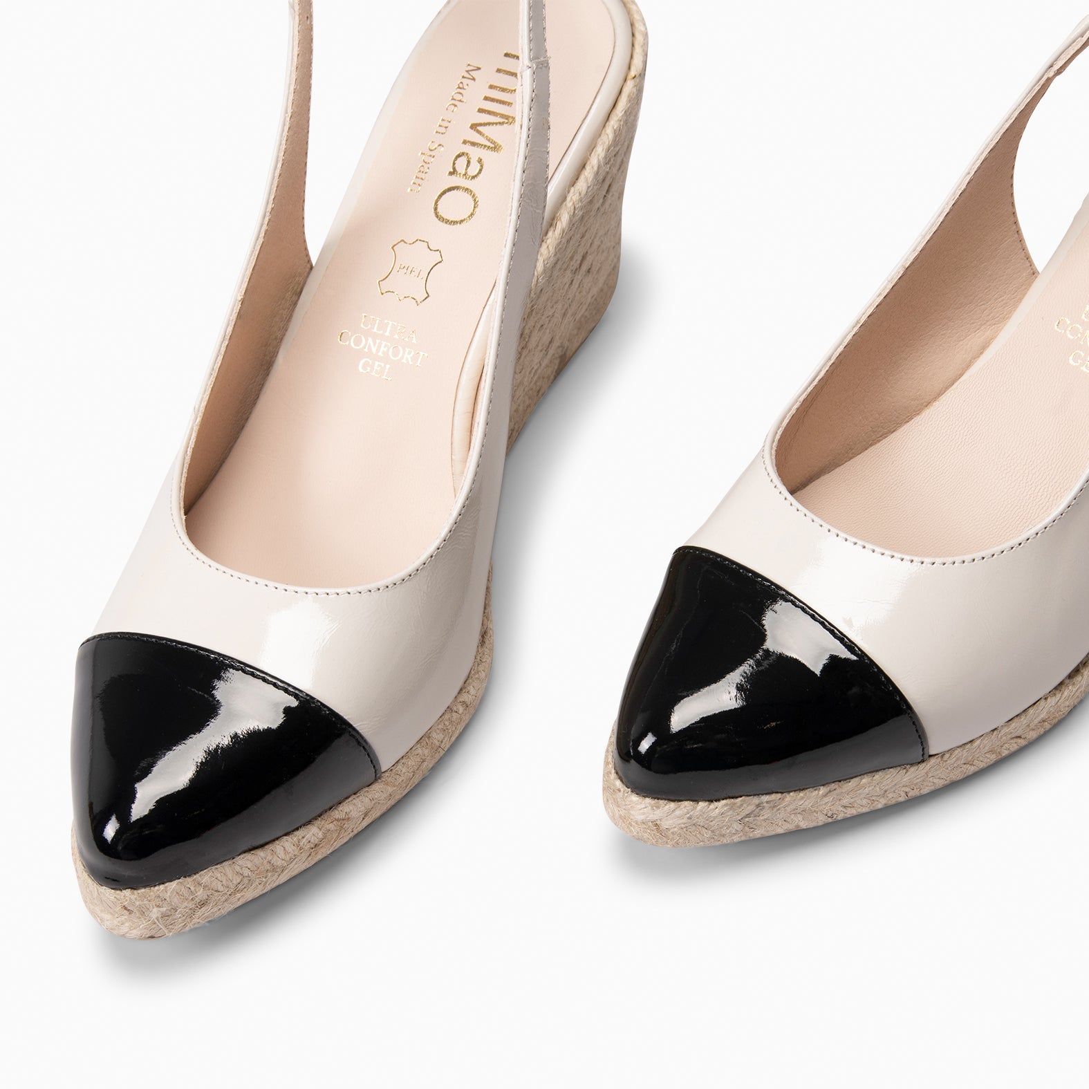 BIARRITZ - CUÑA DE ESPARTO BEIGE CON PUNTERA NEGRA DE CHAROL