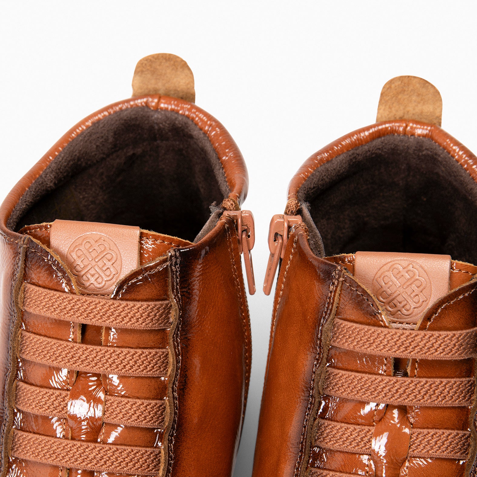 FLEXY - BROWN patent leather ankle-sneakers